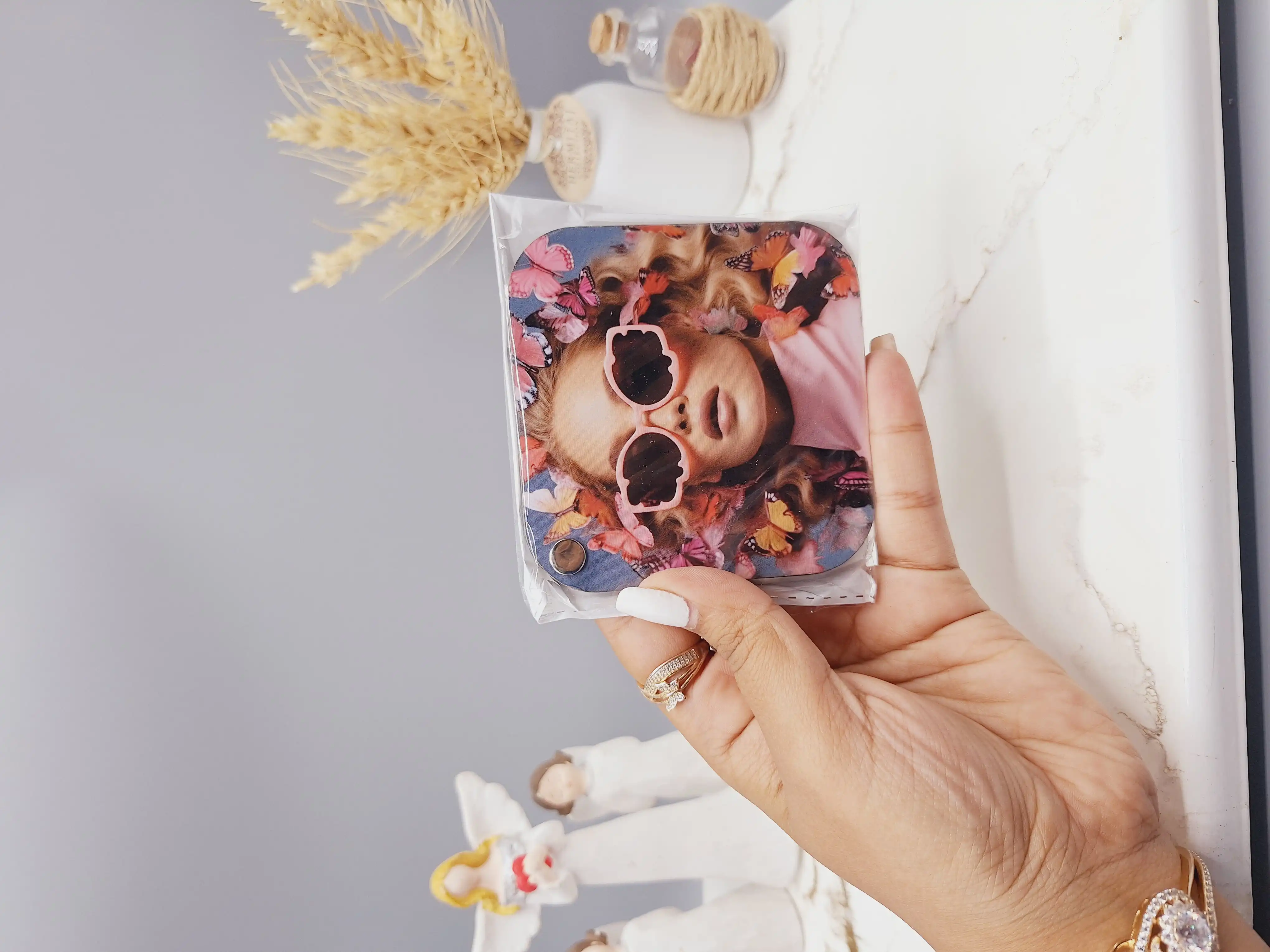 آینه مربعی طرح دختر مدلینگ