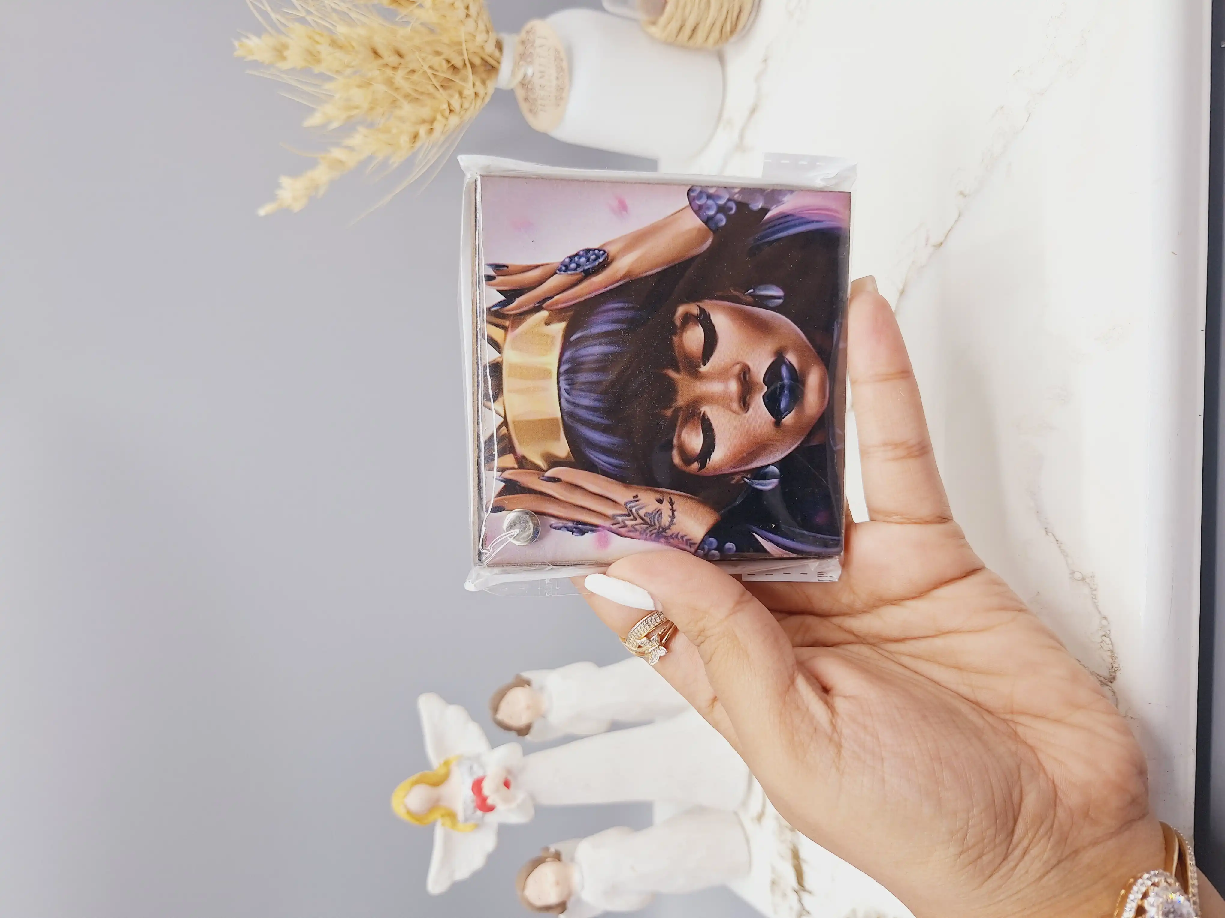 آینه مدل مکعبی طرح رندم