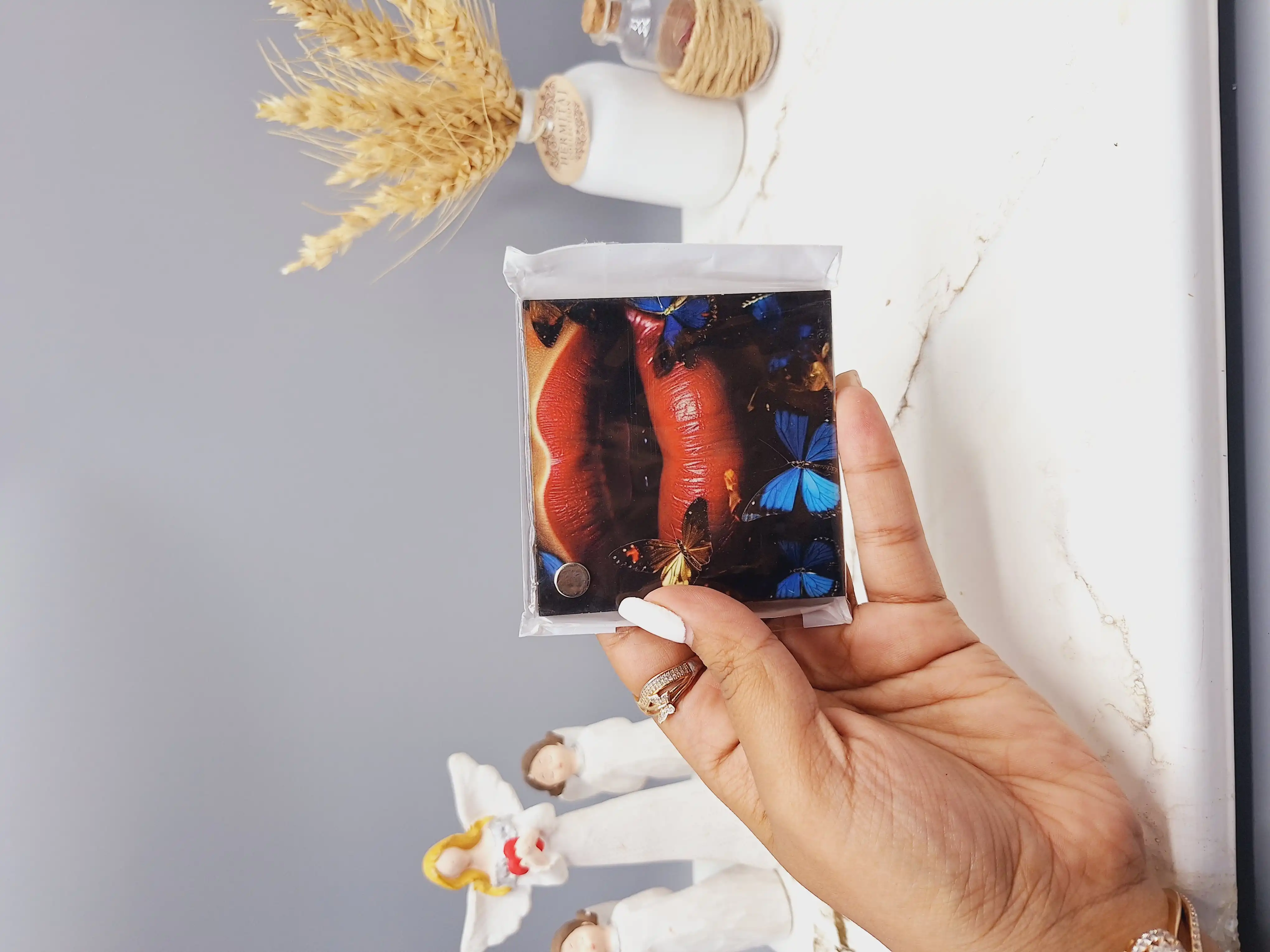 آینه مکعبی مدل دختر جوان طرح رندم