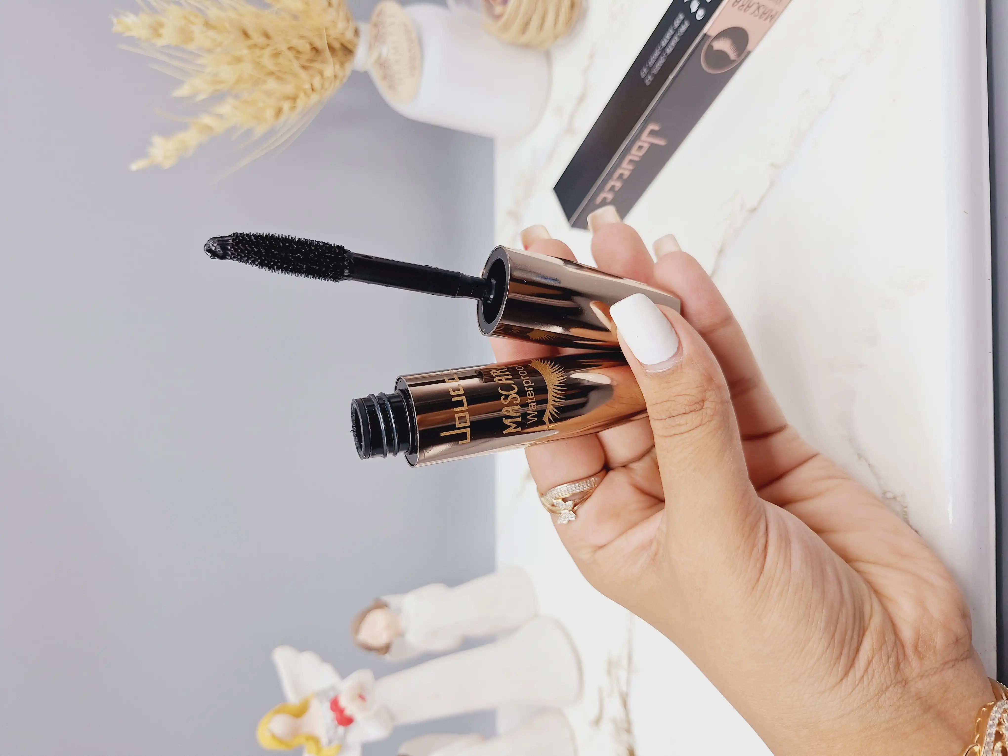 ریمل پوکه فلزی خاکستری برند دوسه کد  2811