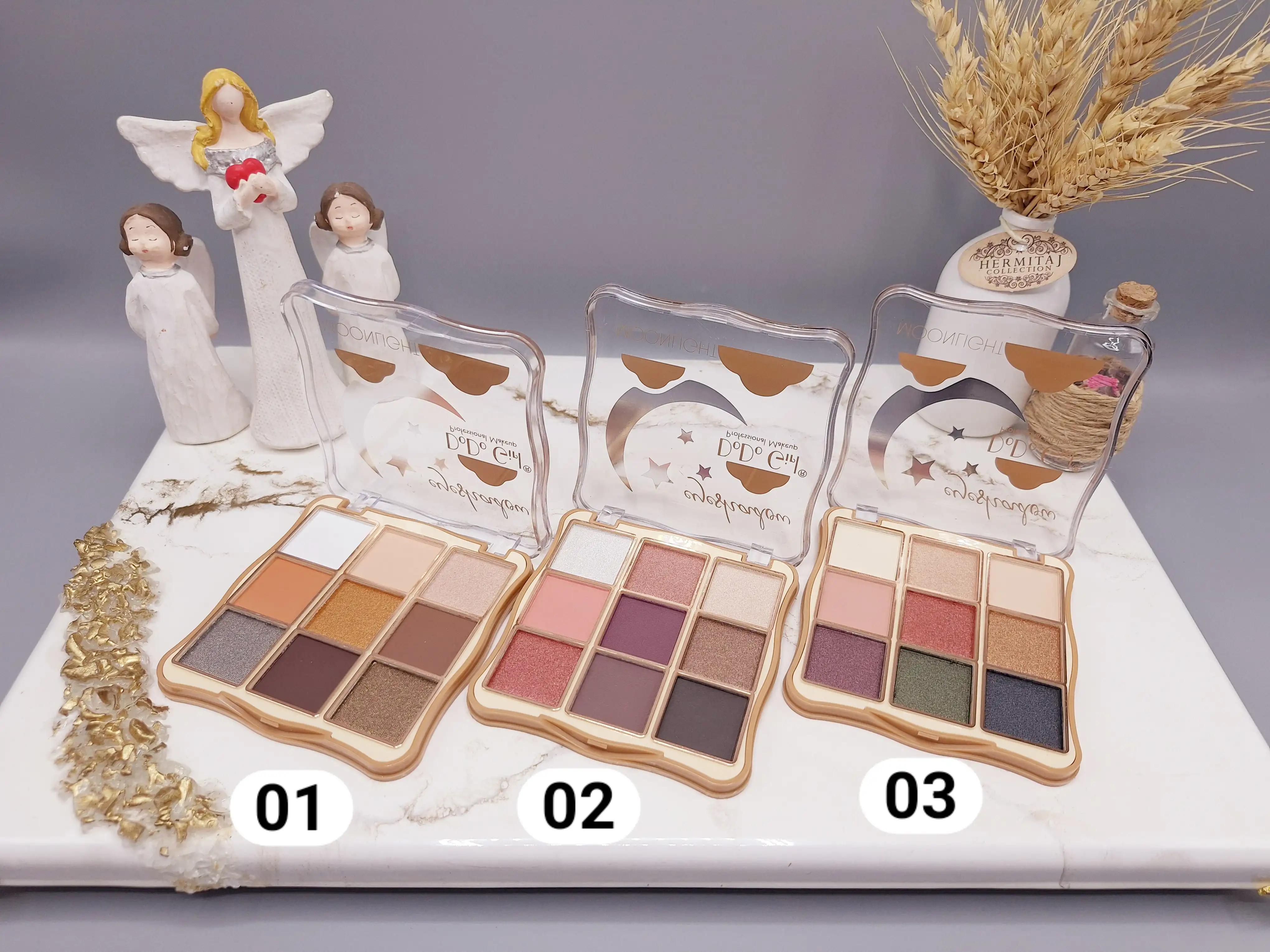 پالت سایه 9 رنگ طرح ماه و ستاره برند D.Do Girl کد REF:D3284