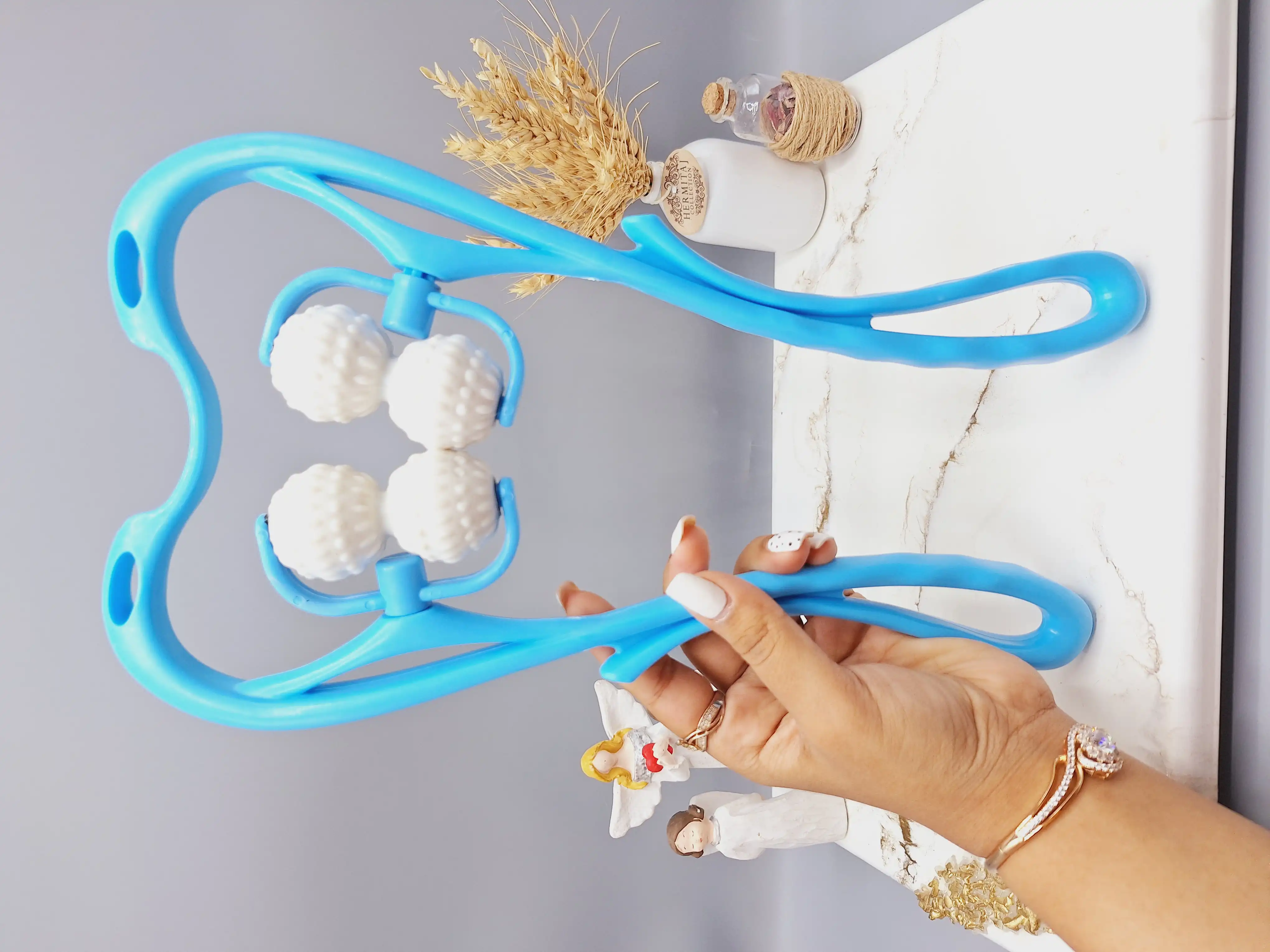 ماساژور غلتطکی گردن مدل ۴ رول (آبی)