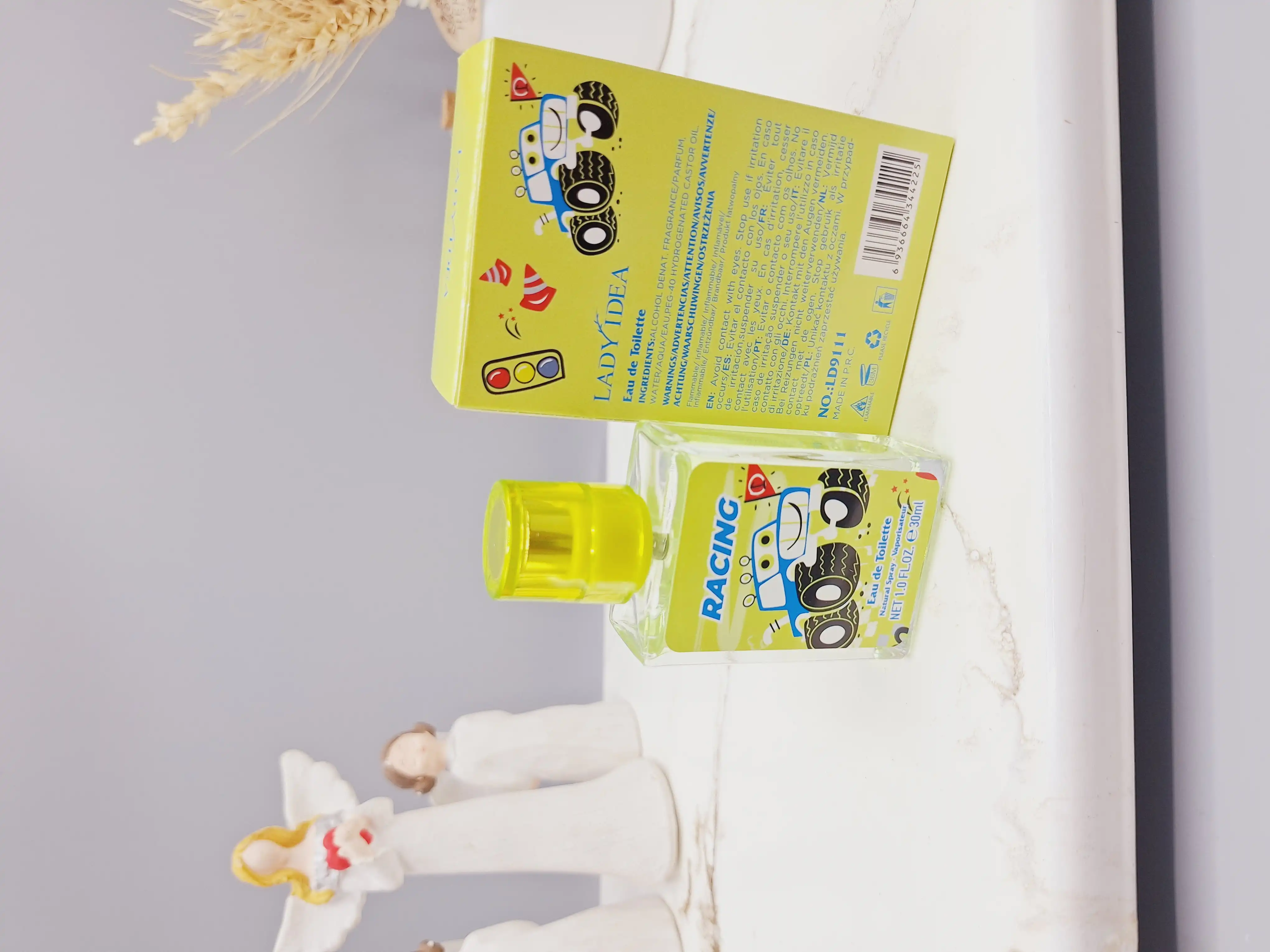 عطر شاد و جذاب ماشین مسابقه ای برند LADY IDEA کد LD9111