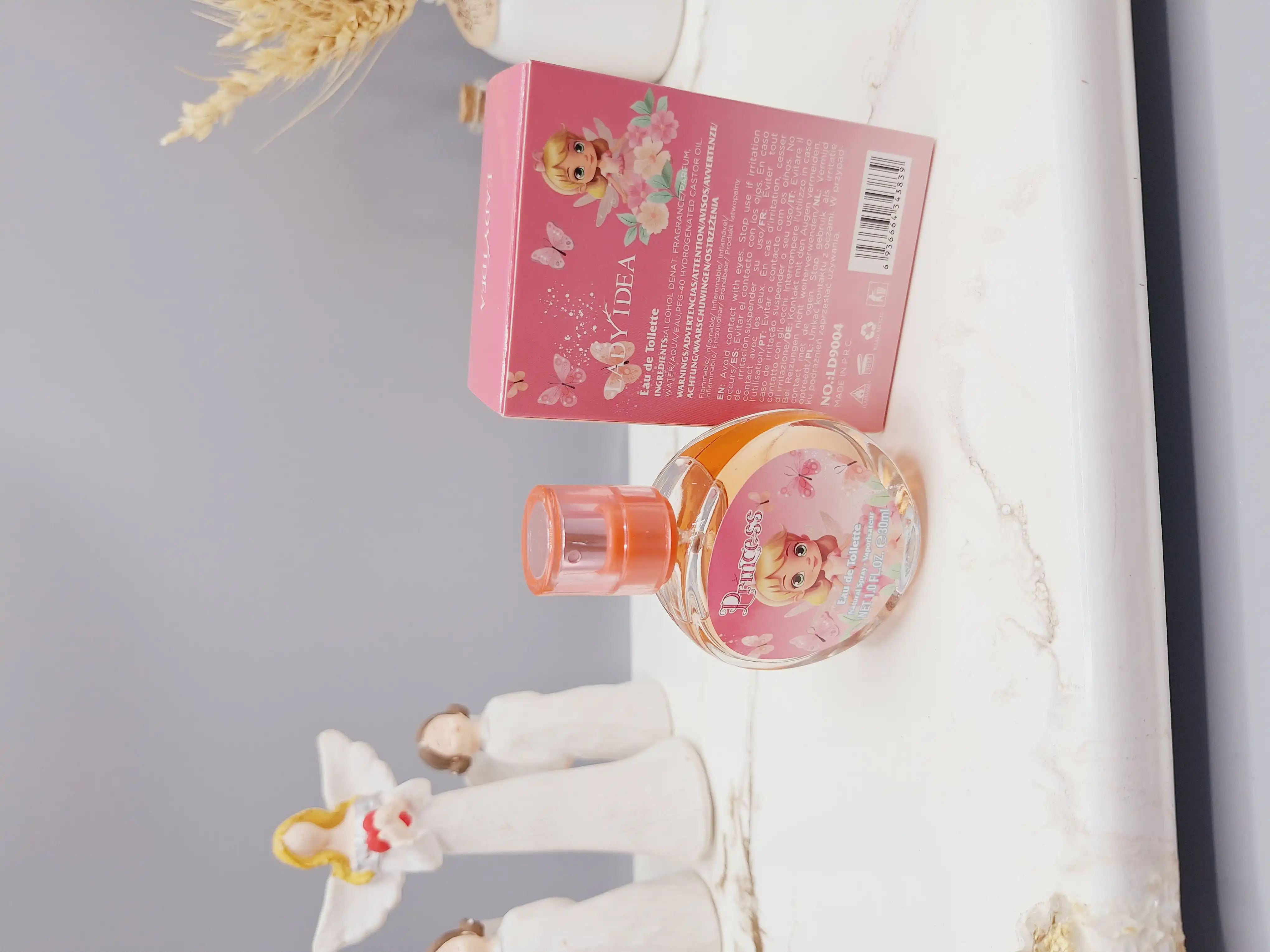 عطر شاد و جذاب دختر پرنسسی برند LADY IDEA کد LD9004