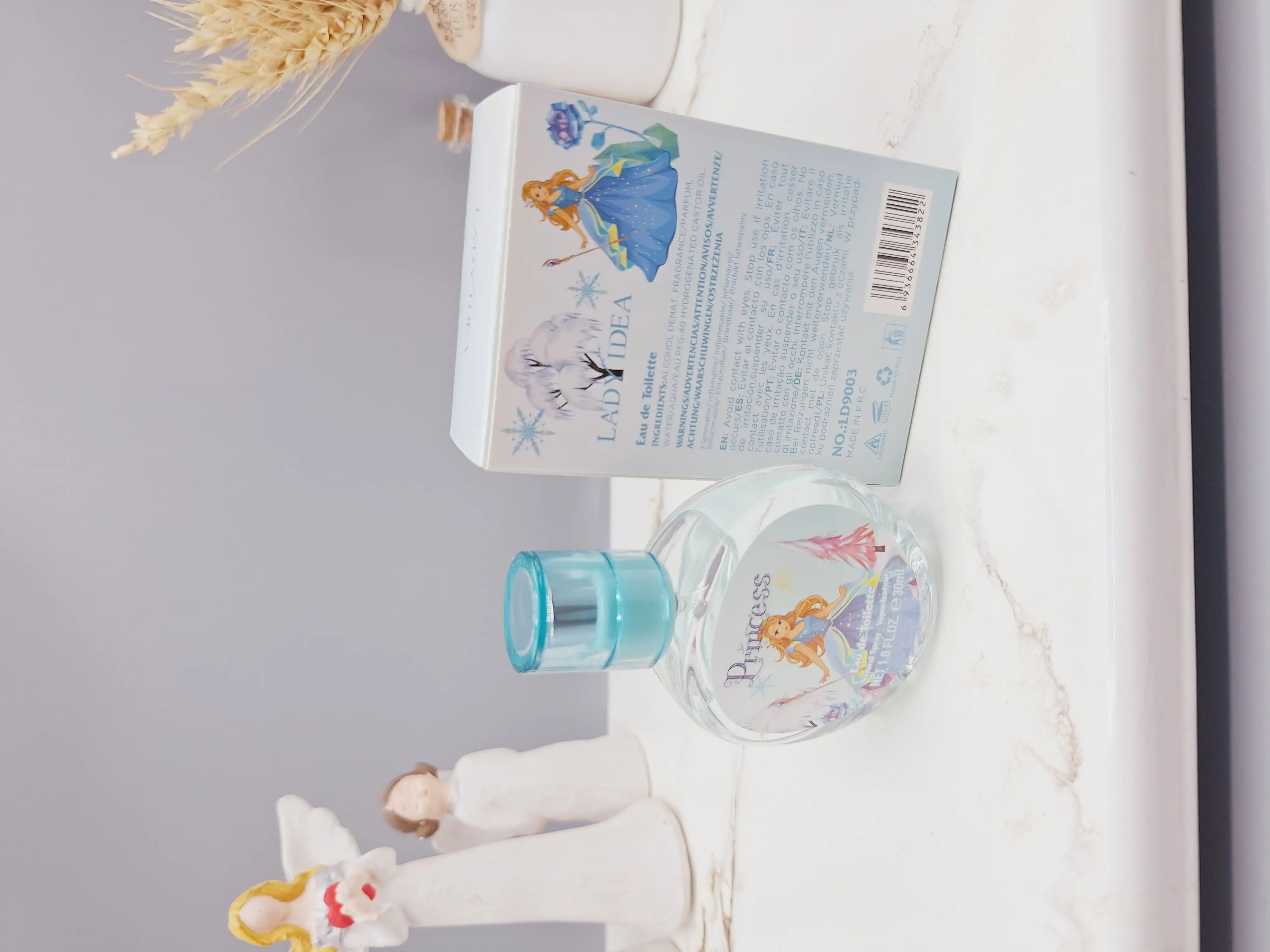 عطر شاد و جذاب ملکه یخی برند LADY IDEA کد LD9003