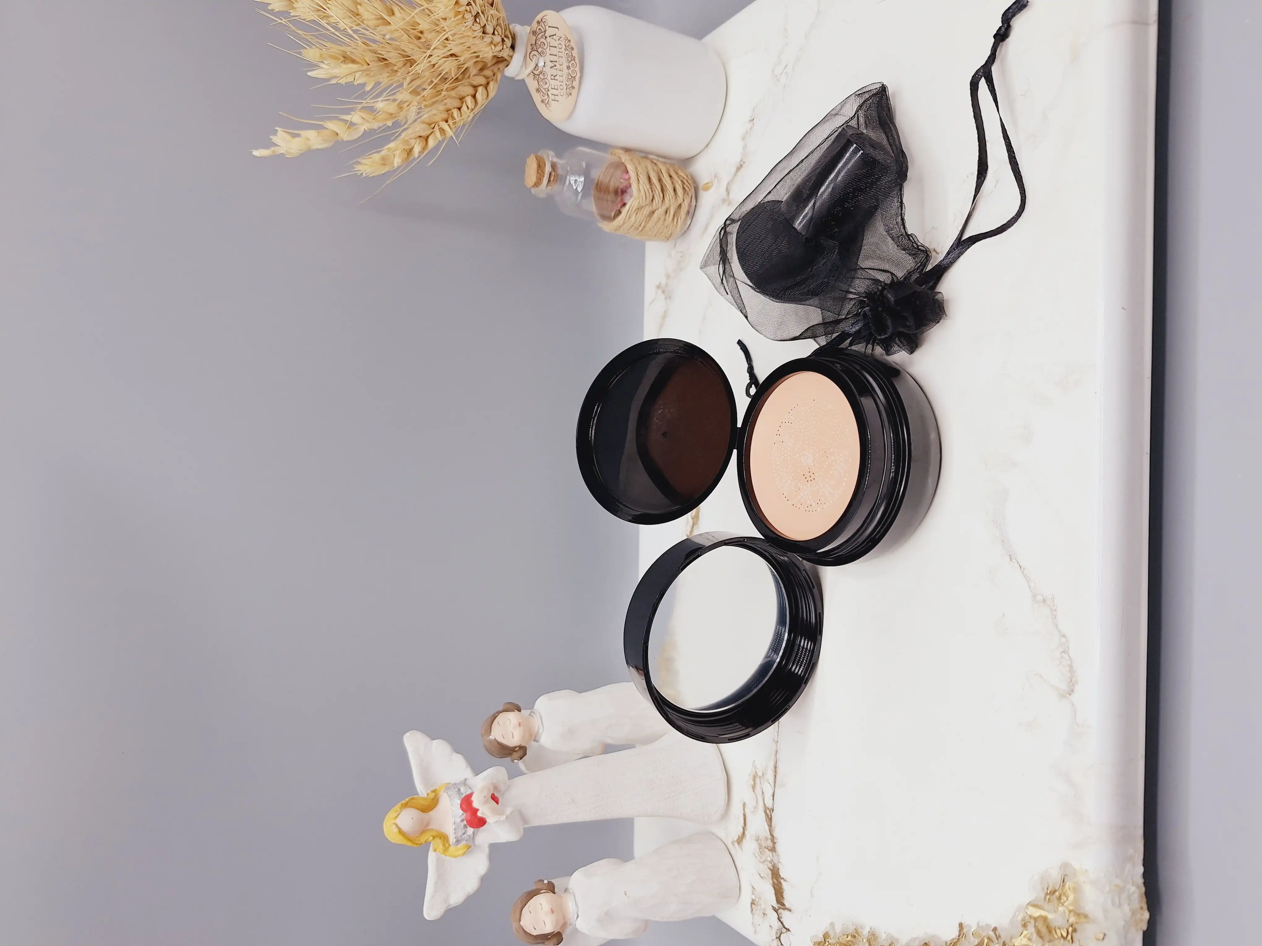 کوشن بی بی کرم و پد قارچی بیوتی سیتی کد 2340