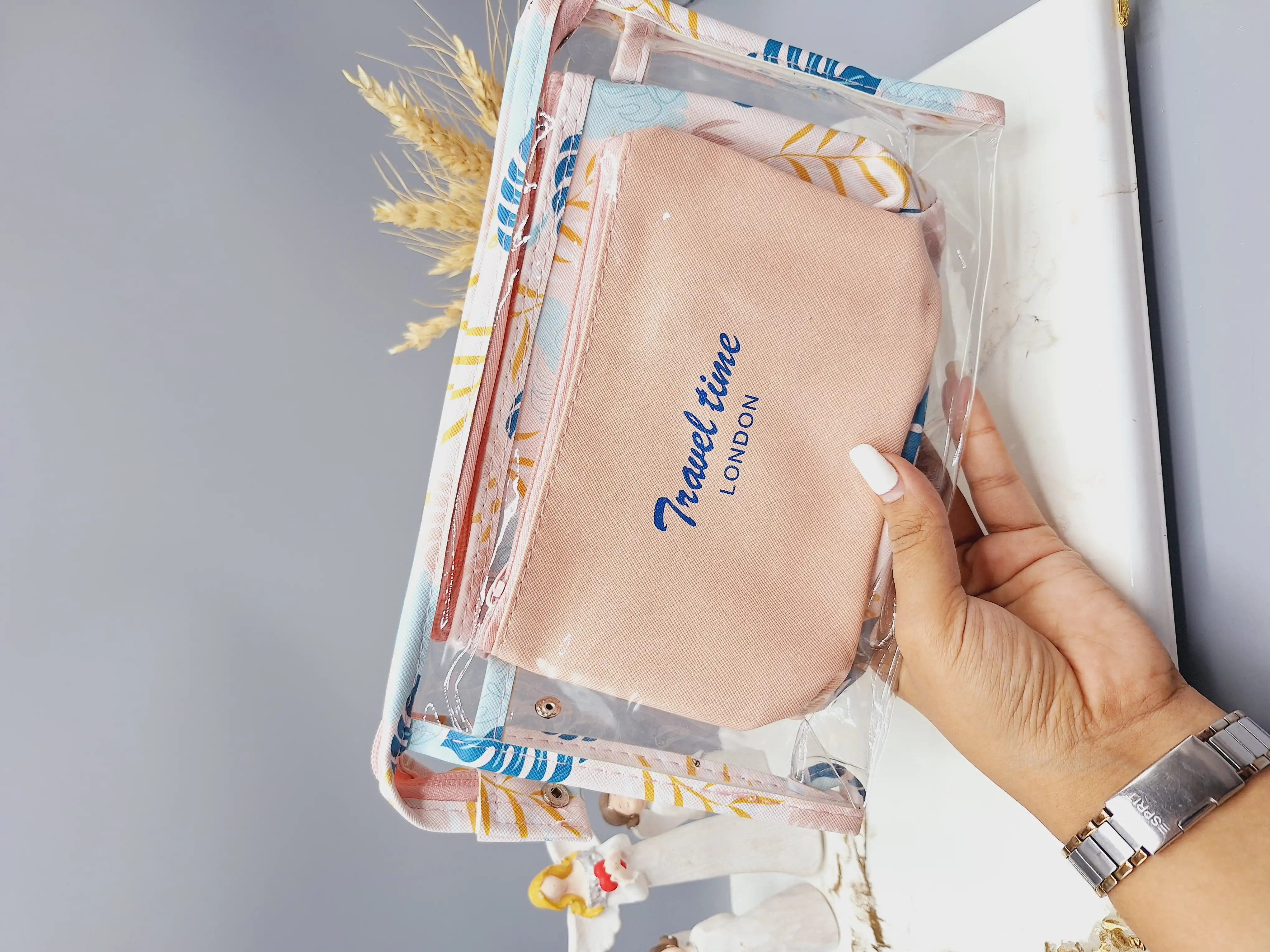 کیف آرایشی۳ تیکه بسیار زیبا و جا دار و کیفیت عالی طرح سحرایی