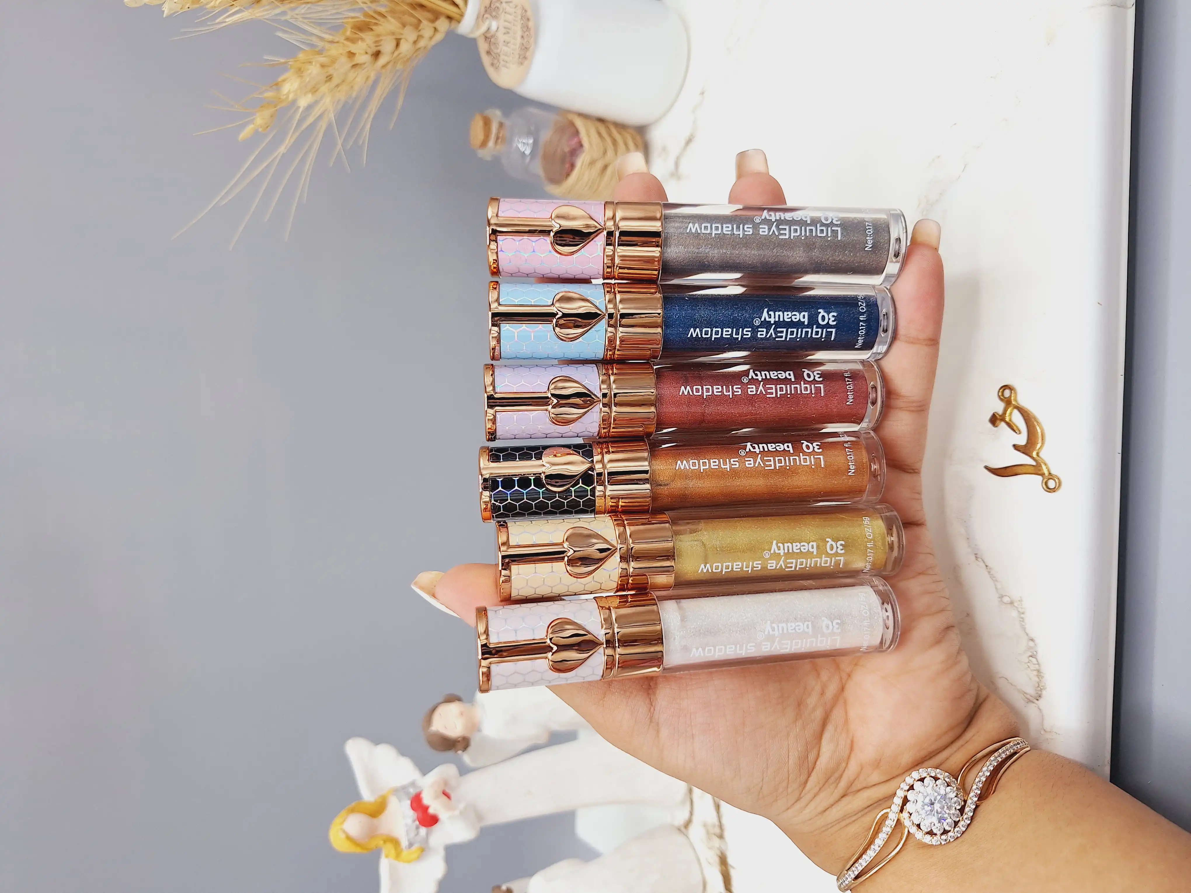 سایه چشم زرق و برق دار مدل قلبی 3Q  بیوتی کد 087