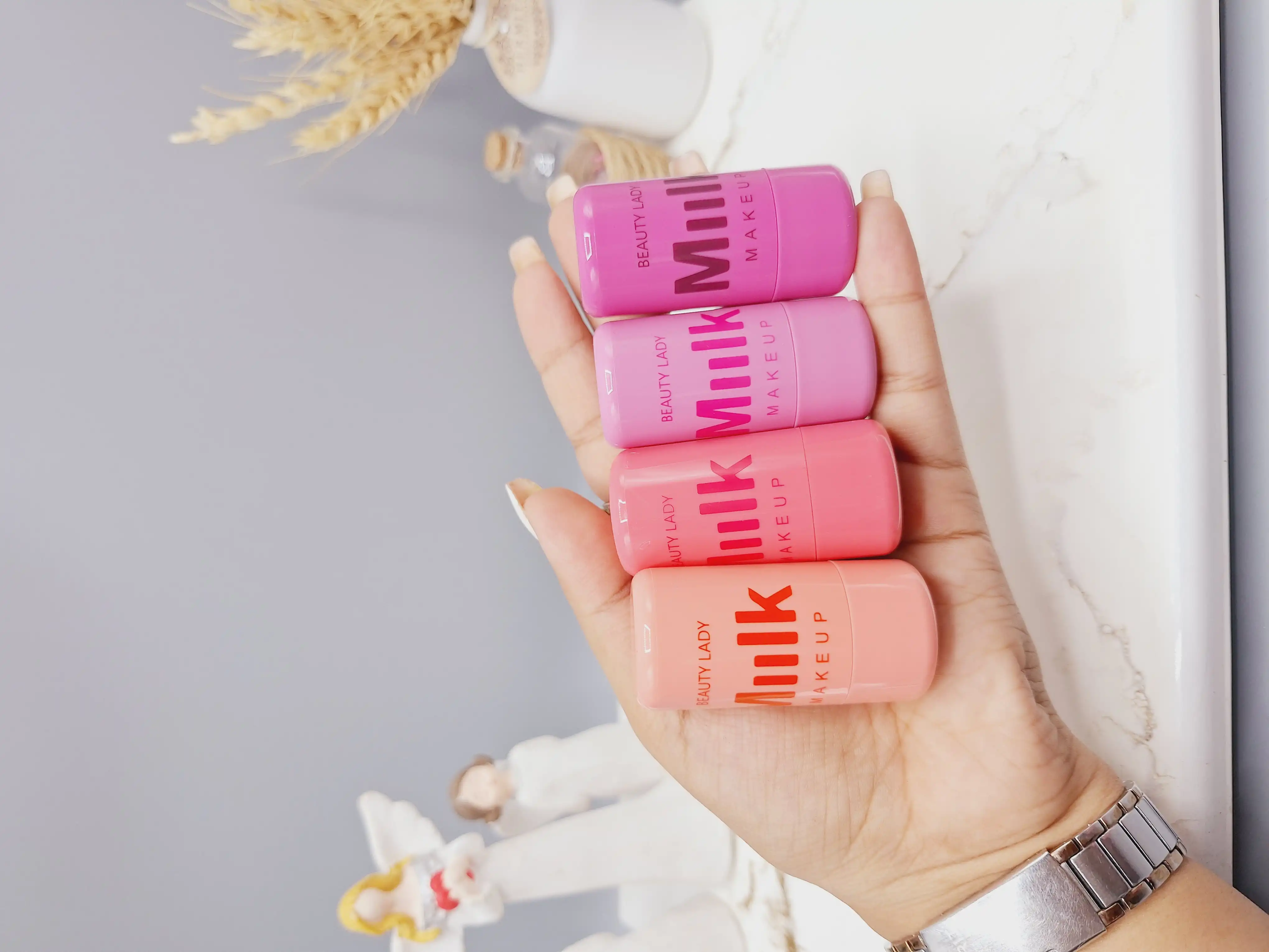 تینت استیکی جدید بیوتی لیدی کد 2304