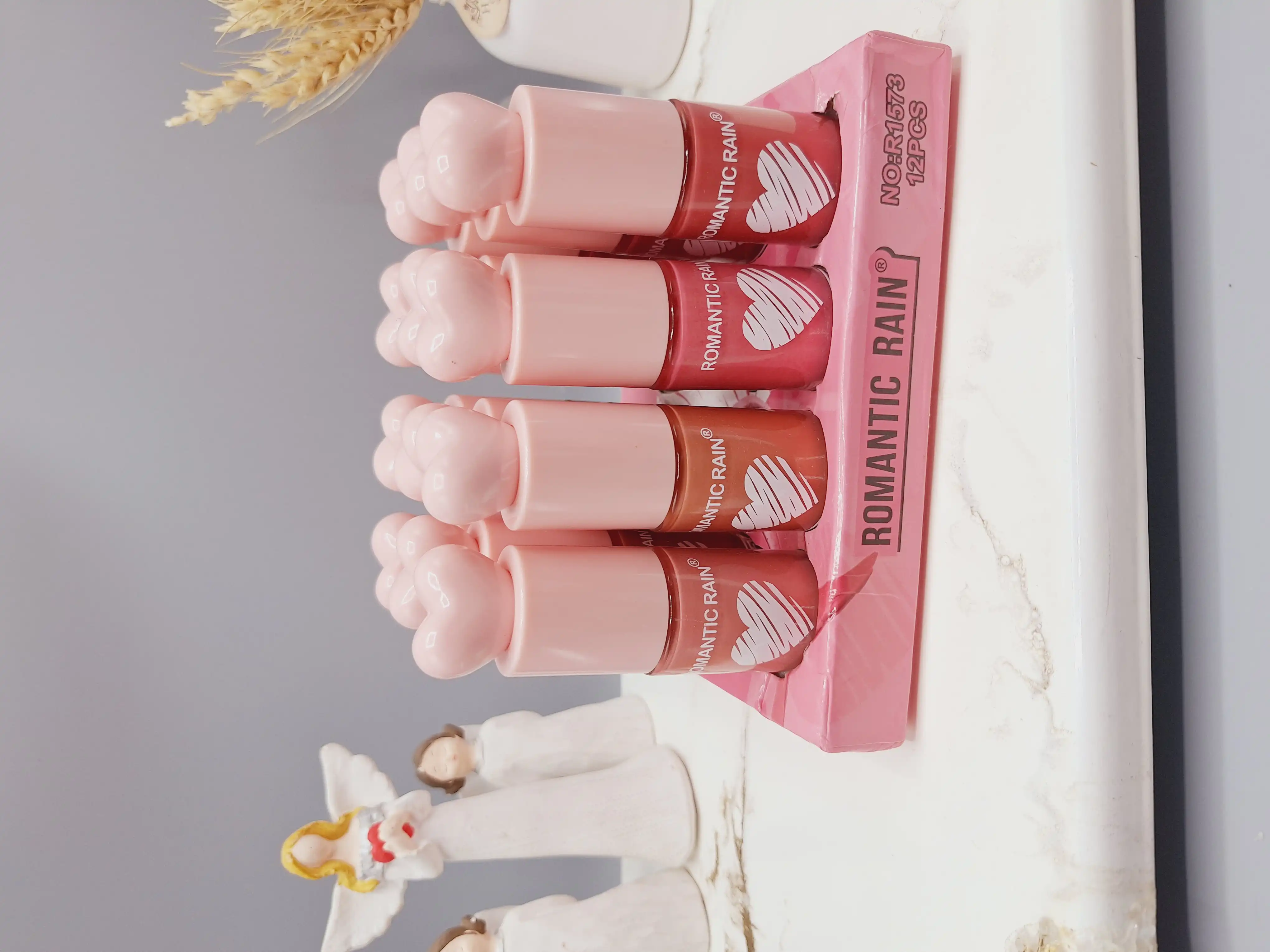 رژ گونه مایع استوانه ای طرح قلب برند رمانتیک رین کد R1573