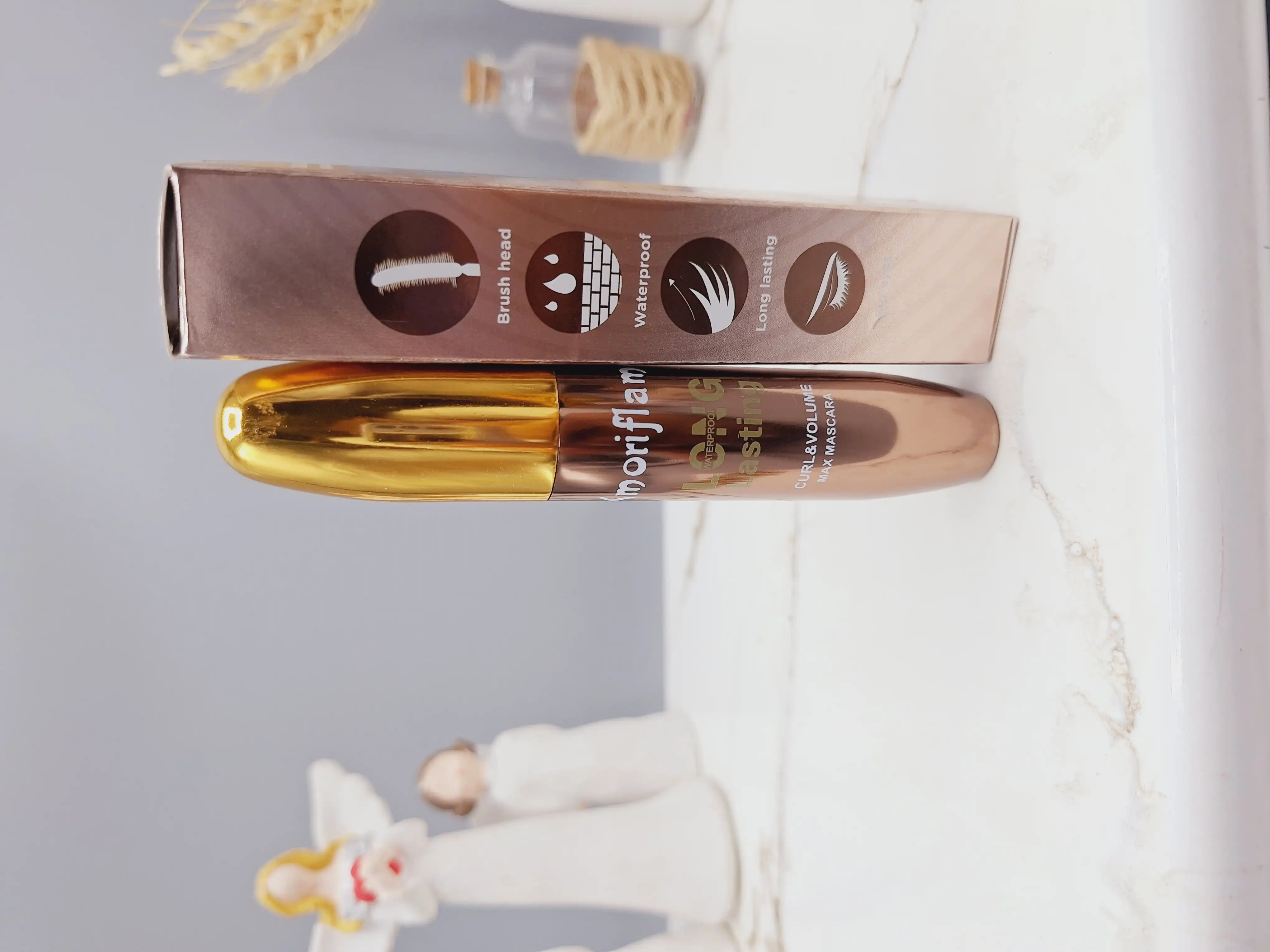 ریمل حجم دهنده و ماندگاری بالا برند ‏Kmoriflame‏ کد A0251