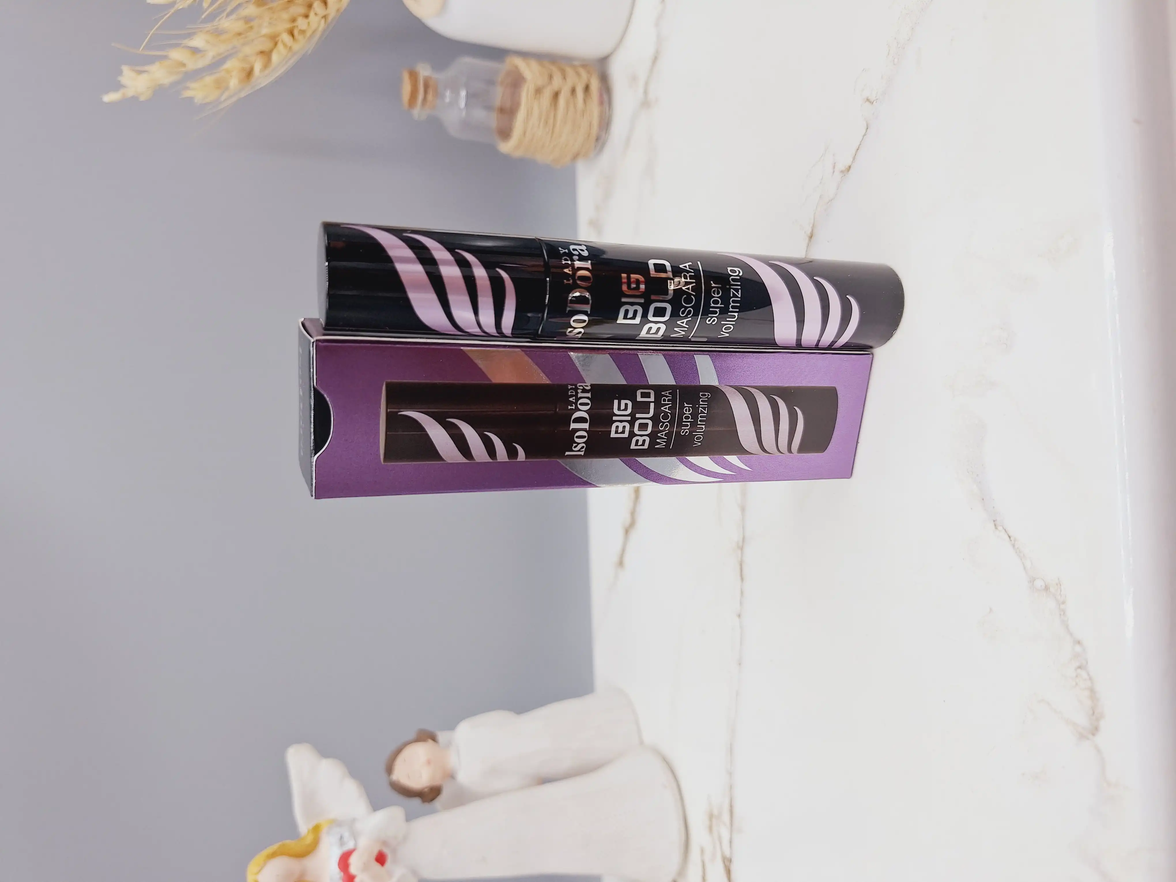 ریمل بلند کننده و فوق العاده حجم دهنده مژه اصلی کد 0711