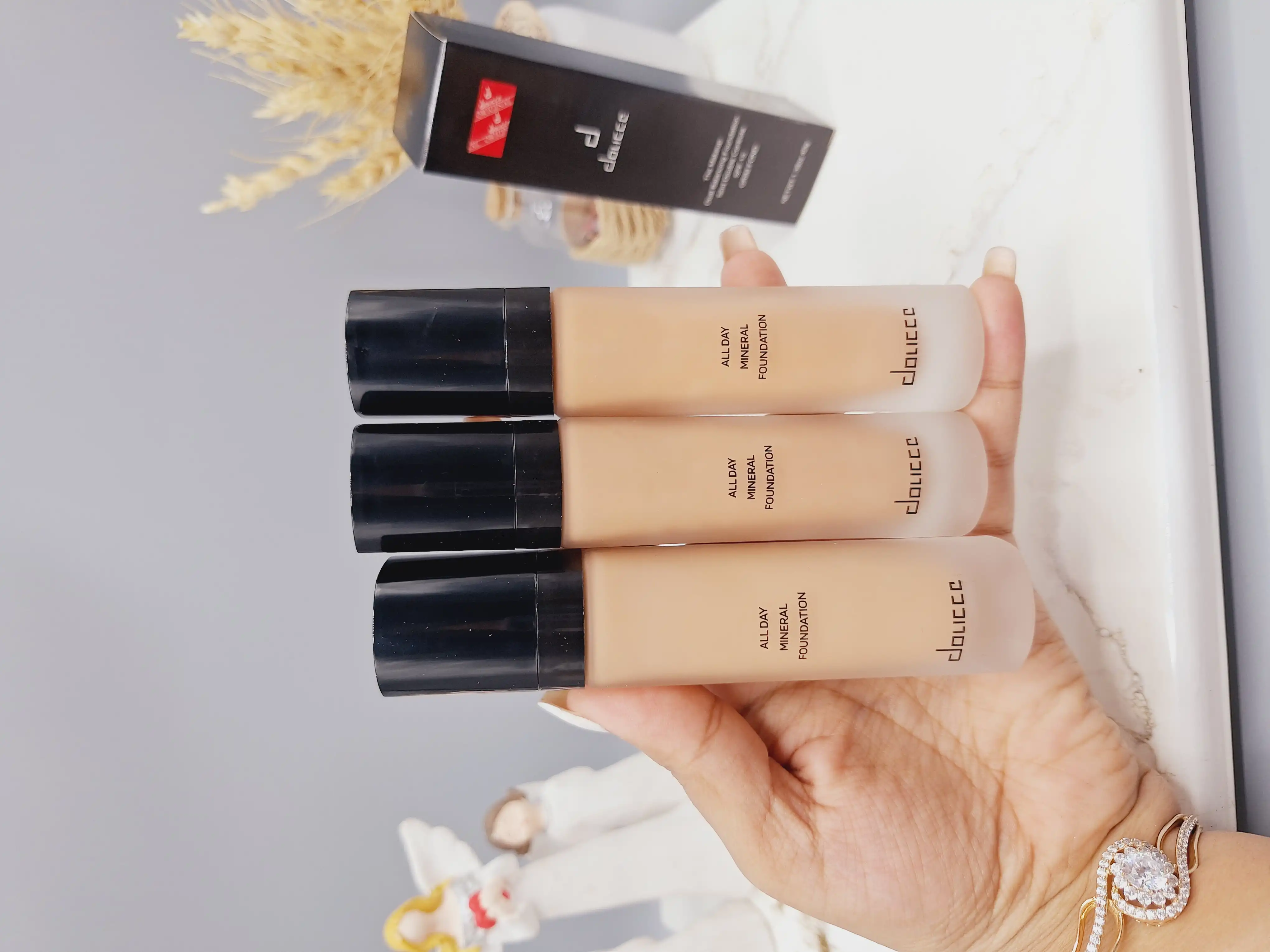 کرم پودر استوانه ای دوسه گریم