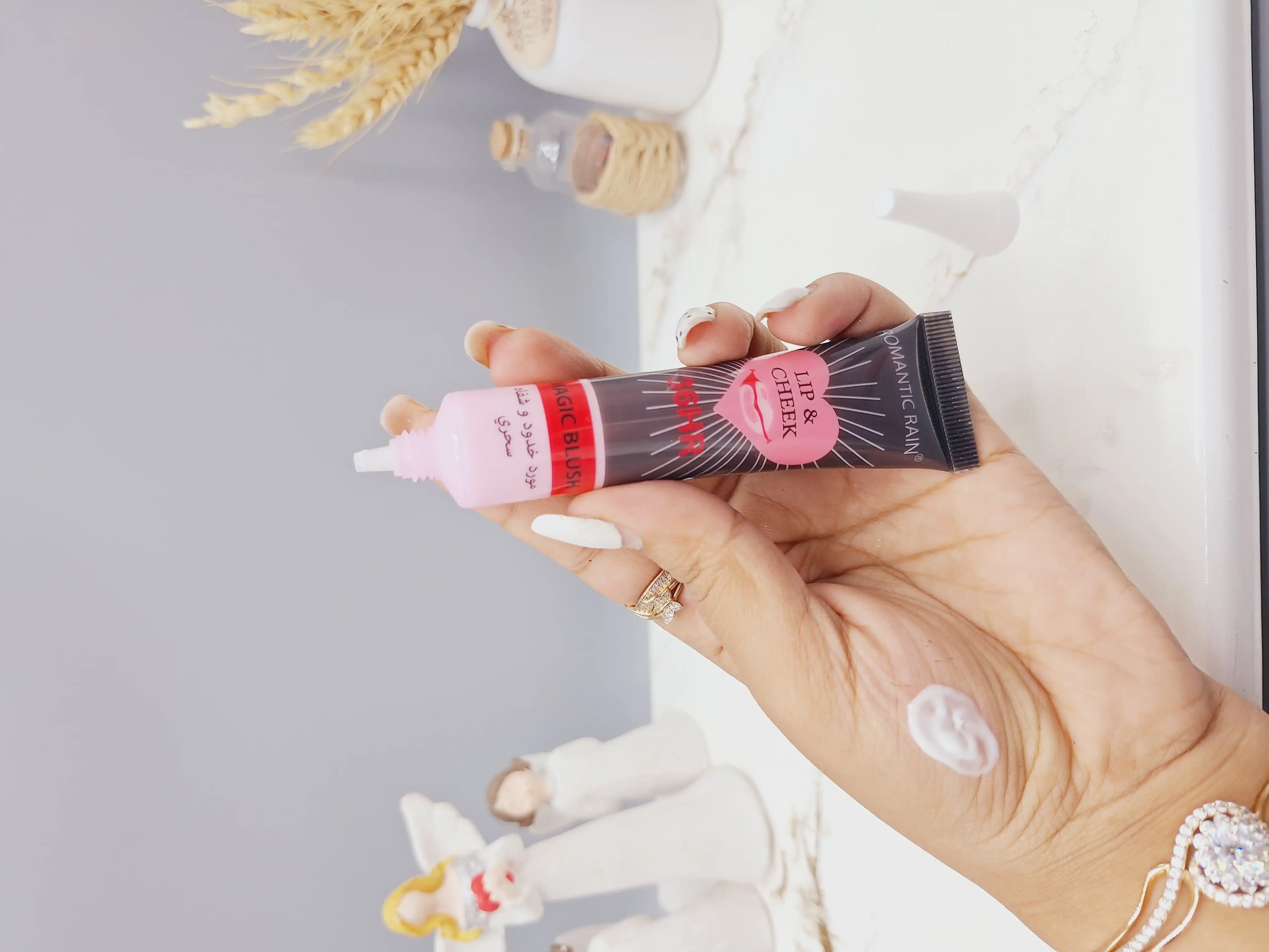 رژ گونه تیوپی حرارتی برند ROMANTIC RAIN کد R1522