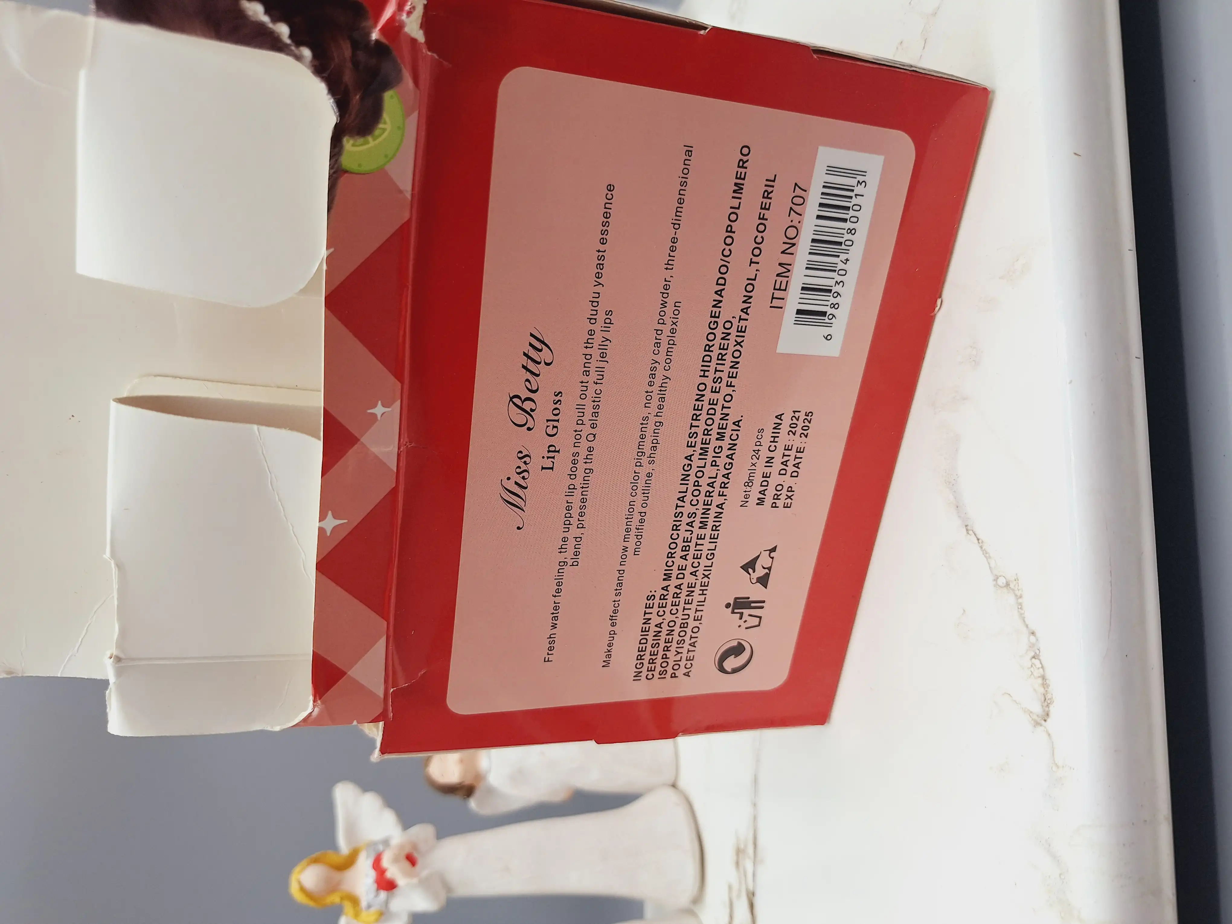 رژ مایع میوه ای Miss Betty کد 707