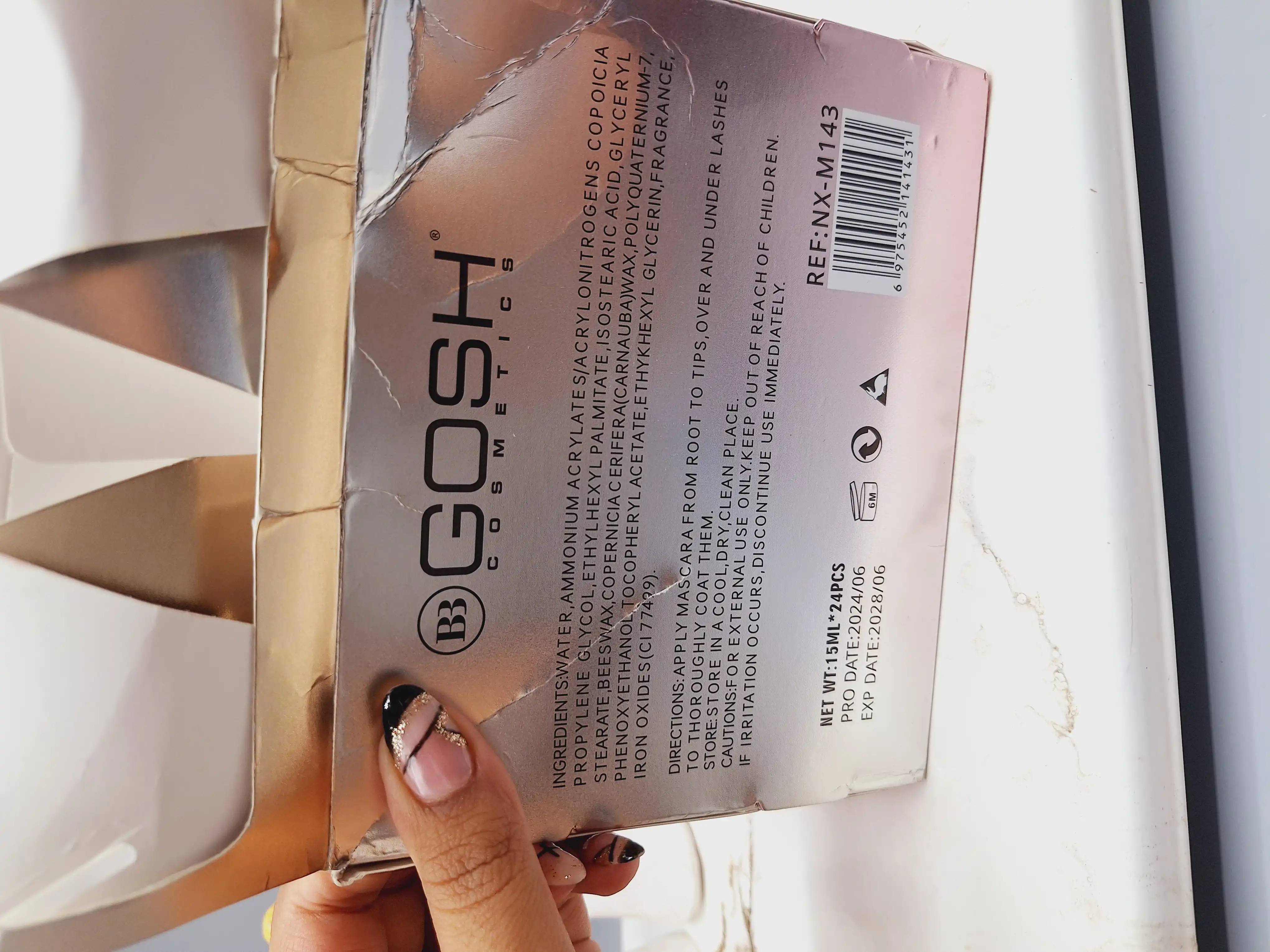 ریمل حجم دهنده و پر پشت کننده GOSH کد M143