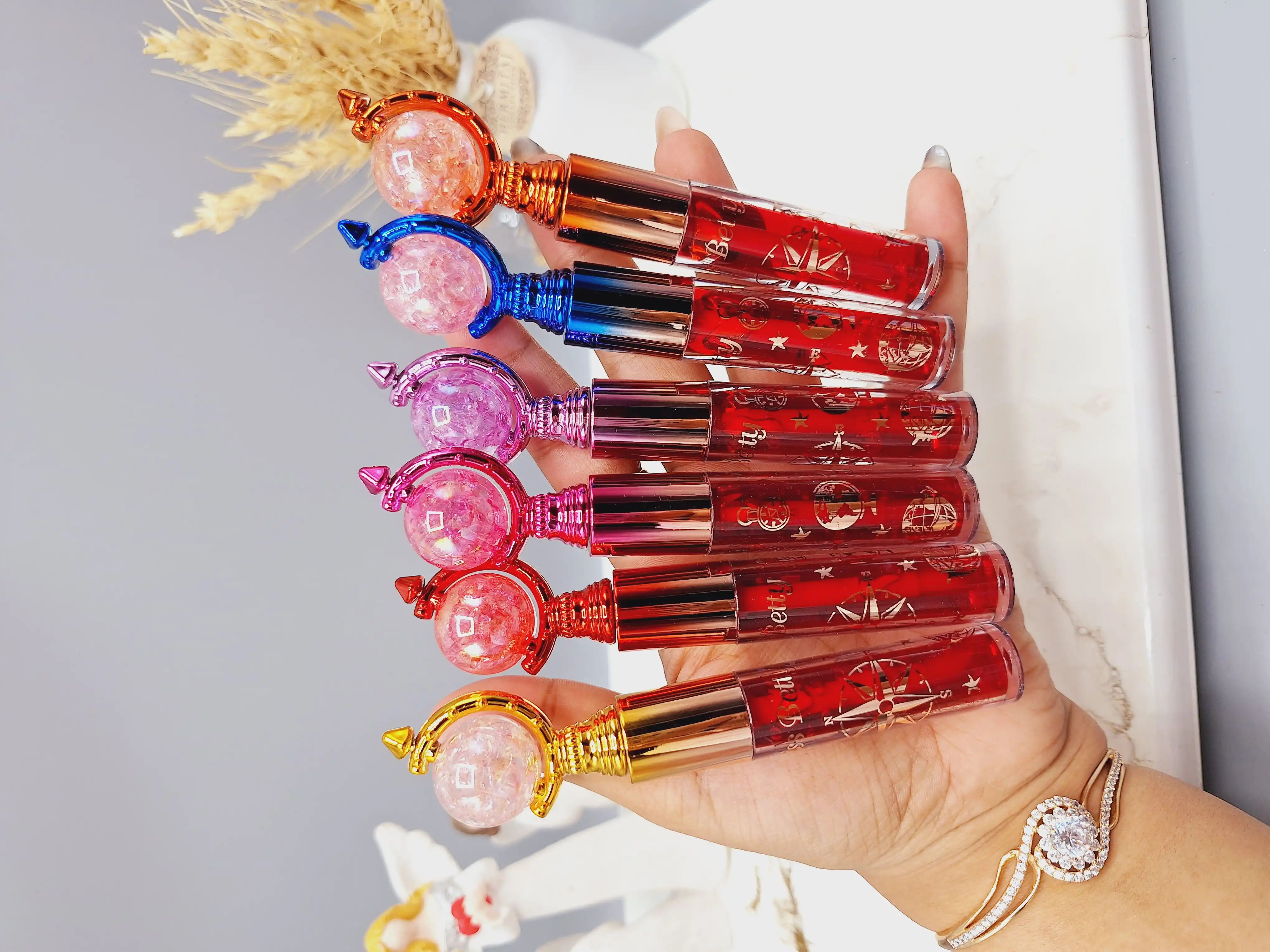 تینت لب فانتزی کره زمین ‏Miss Betty‏ کد ‏L3705‏