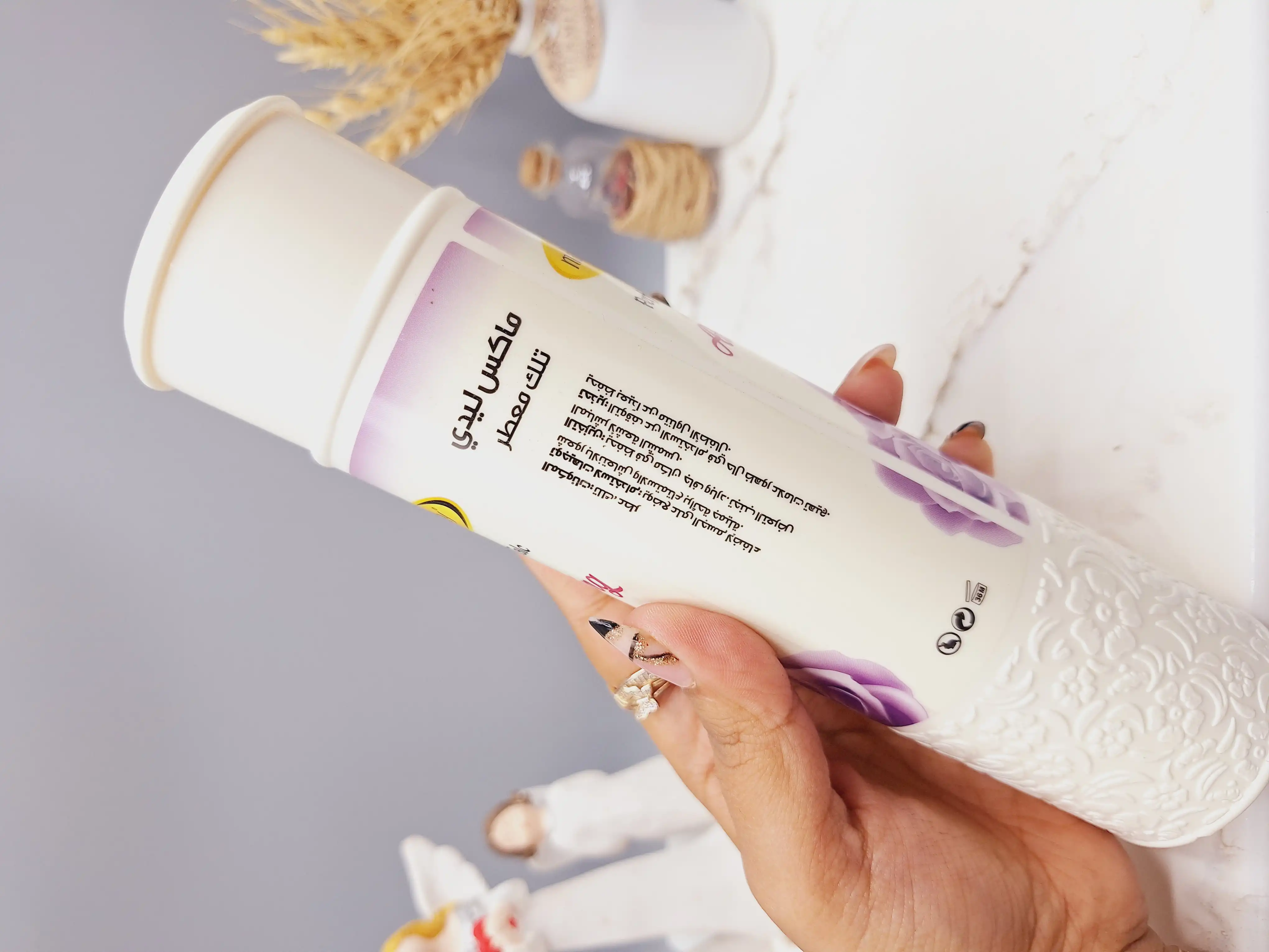 پودر خوشبو کننده بدن 250  گرمی رایحه گل رز بنفش مکس لیدی Max lady کد 4167