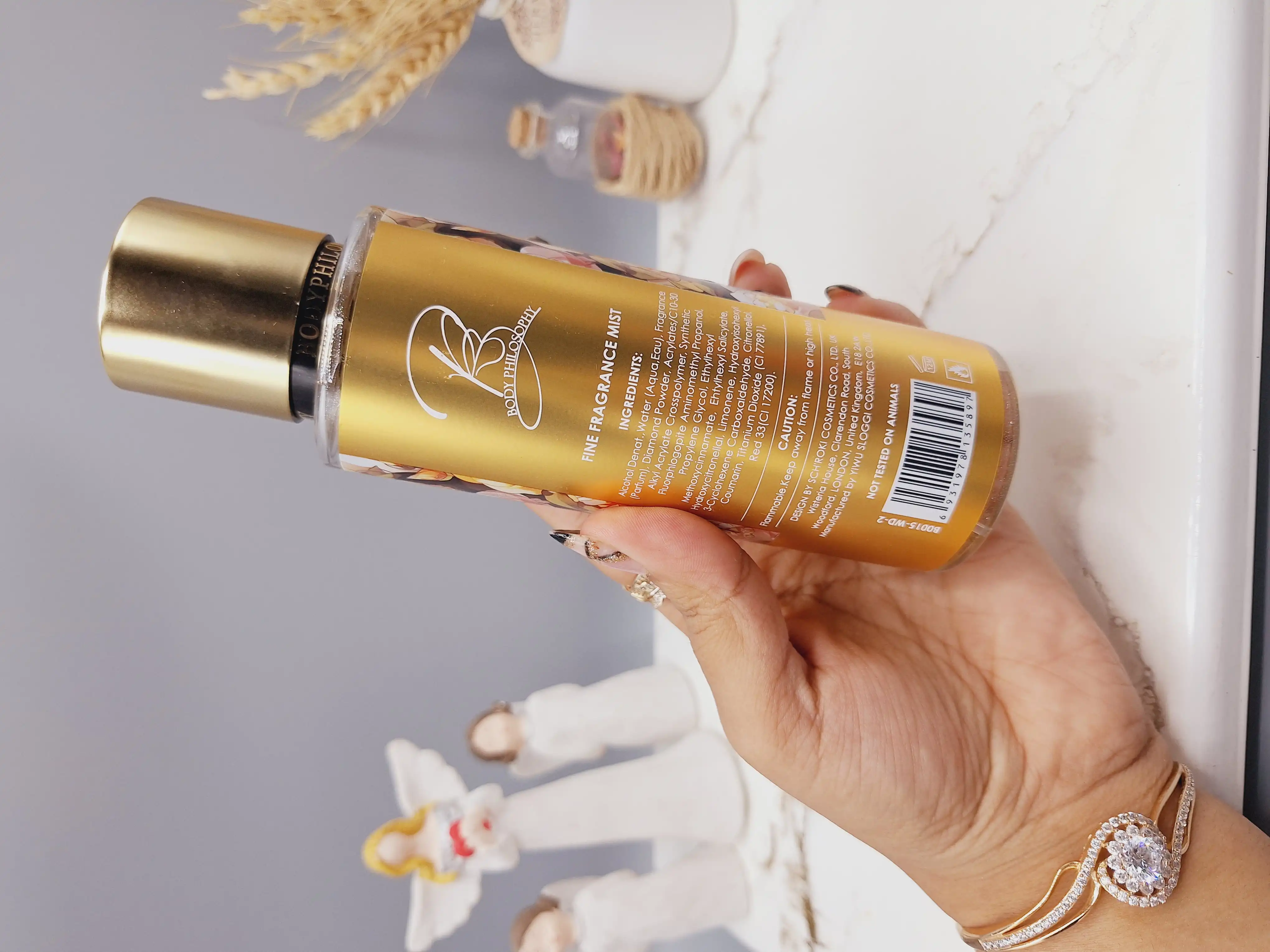 بادی اسپلش خوشبو خرگوشی سرزمین عجایب حجم 250میل برند WONDERL AND