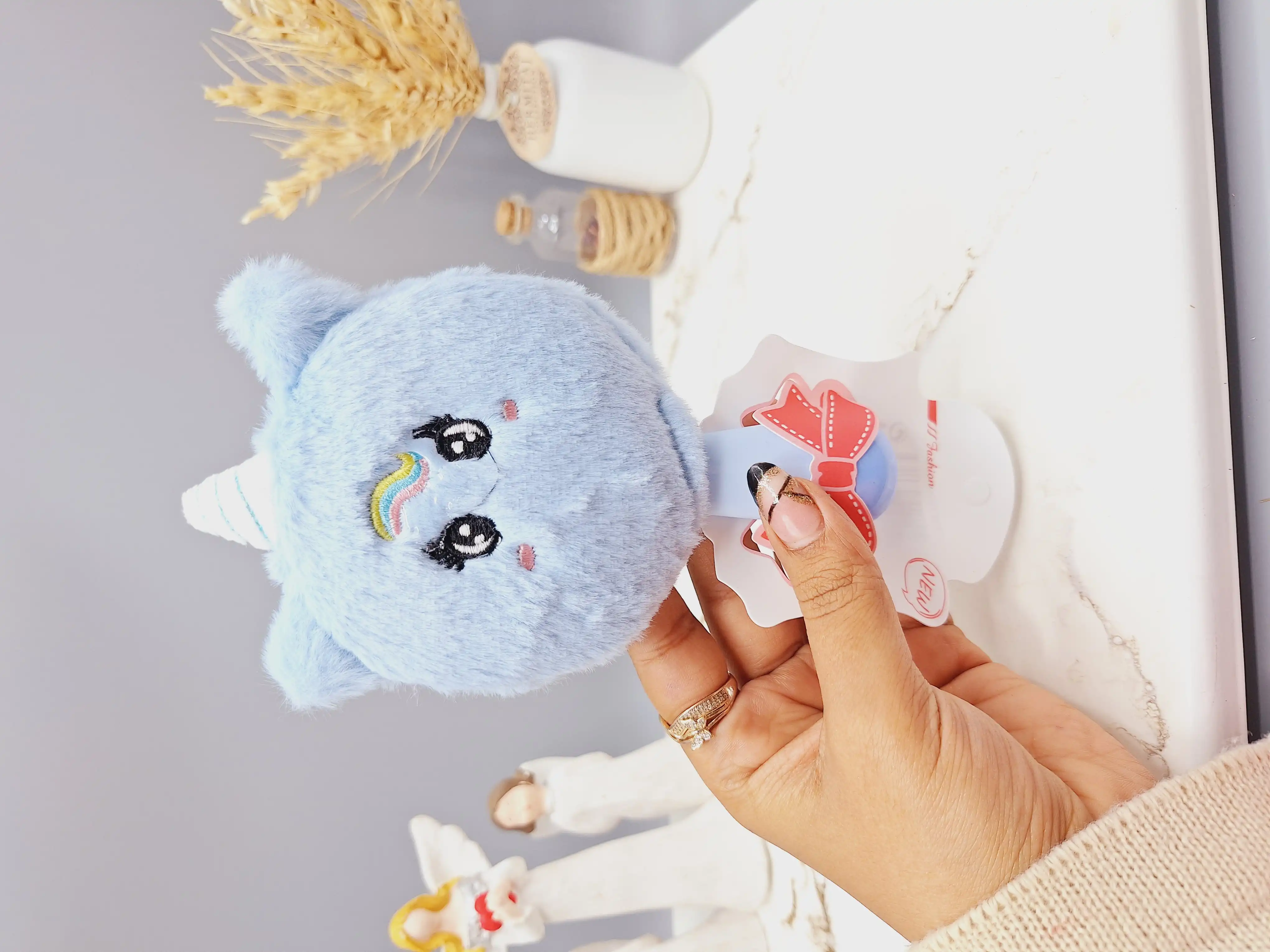 آینه دسته دار پشمالو و فانتزی