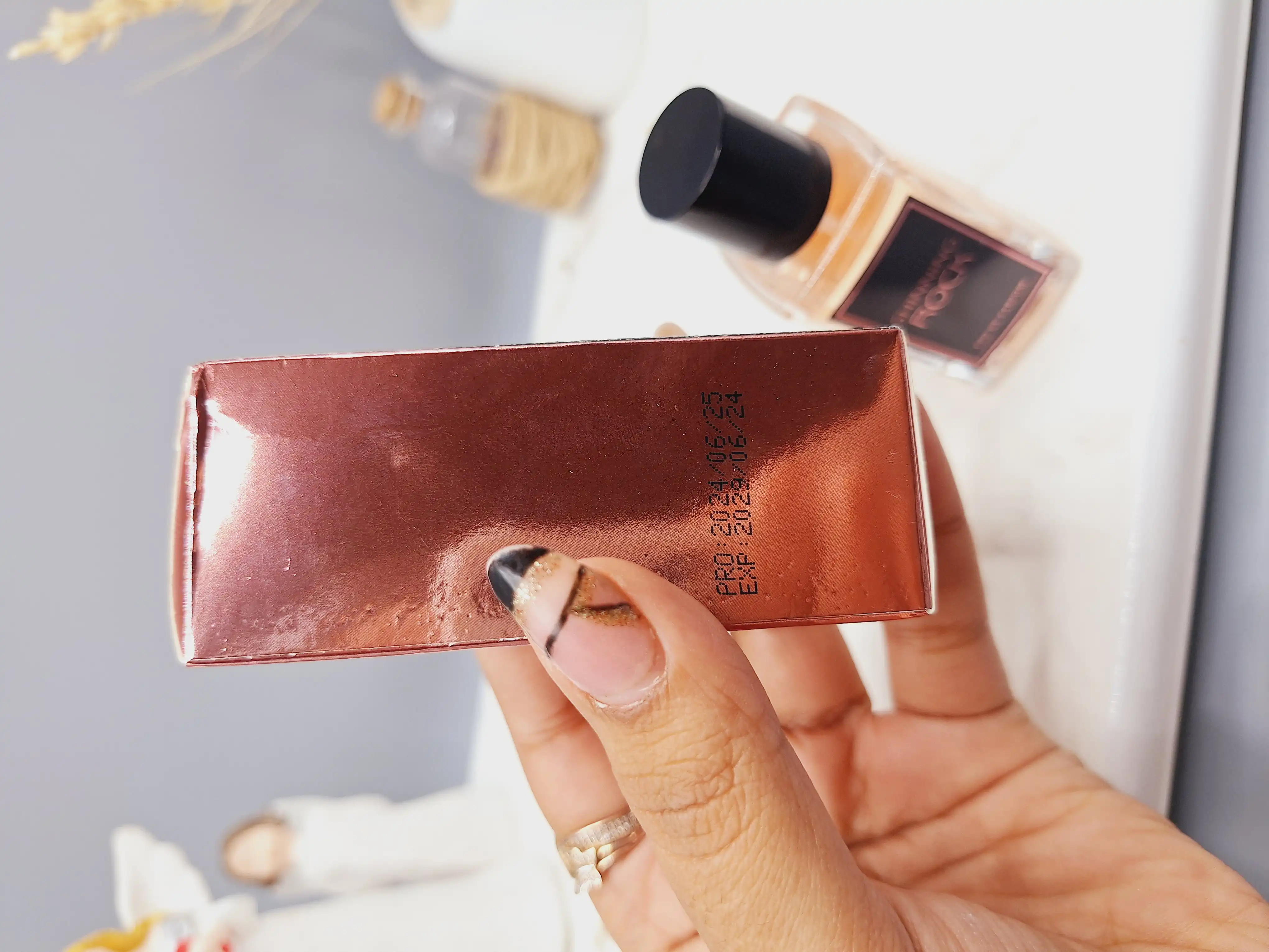 ادکلن SHINNING ROCk حجم 30 میل زنانه کد 1423