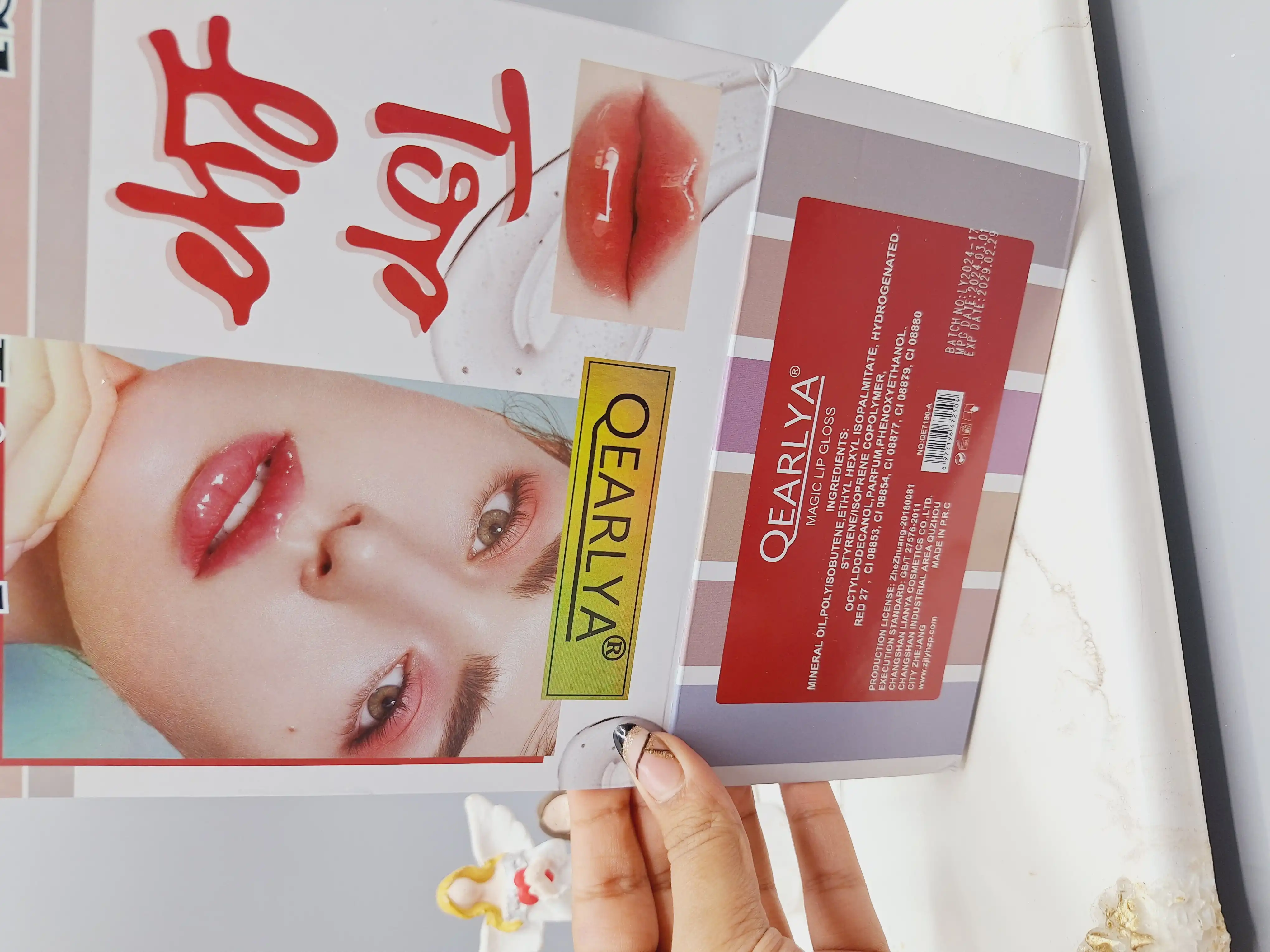 لیپ گلاس شاین دار QEARLYA کد 7190