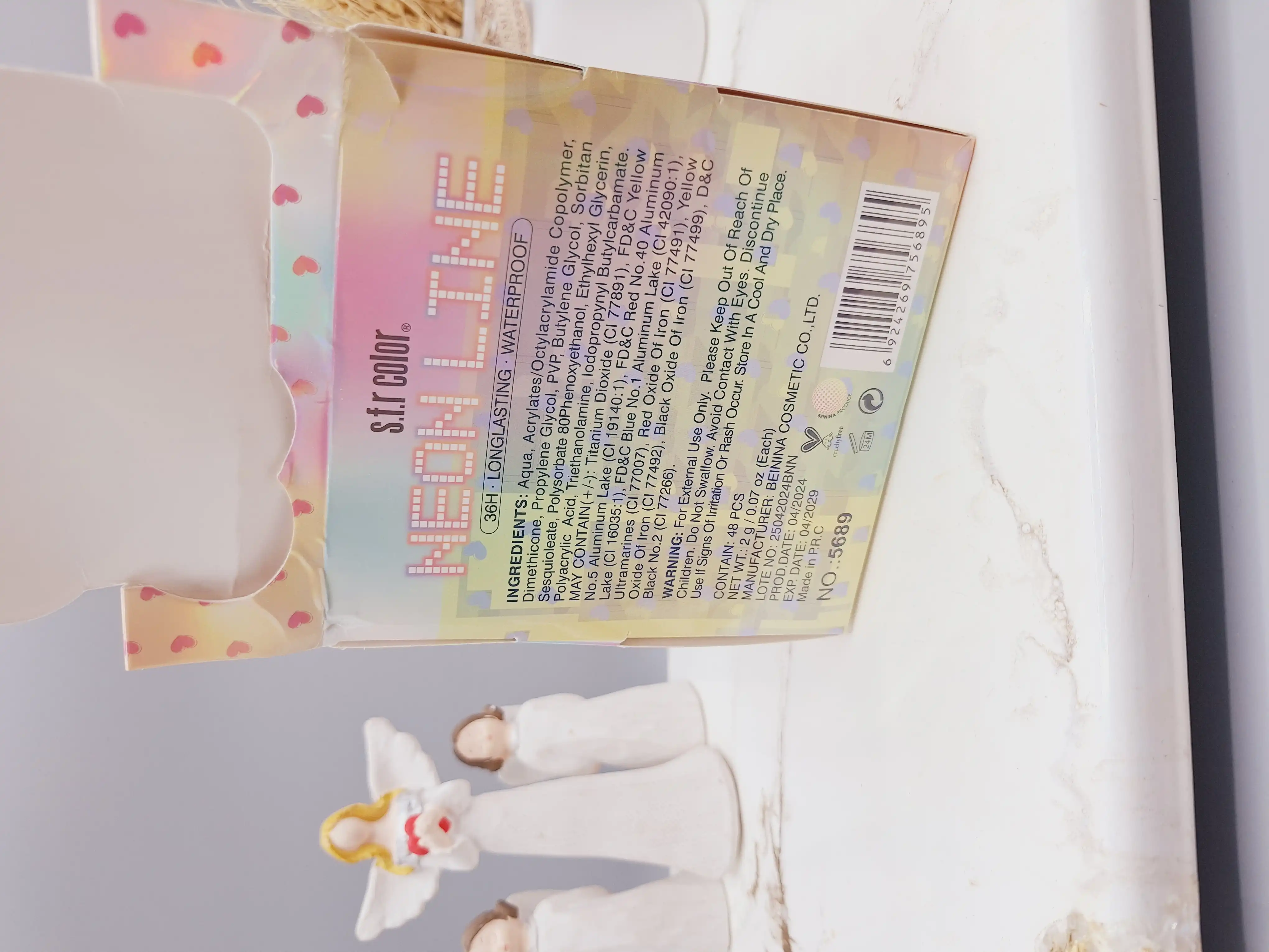 خط چشم ماژیکی کیفیت عالی و نعونی کد 5689