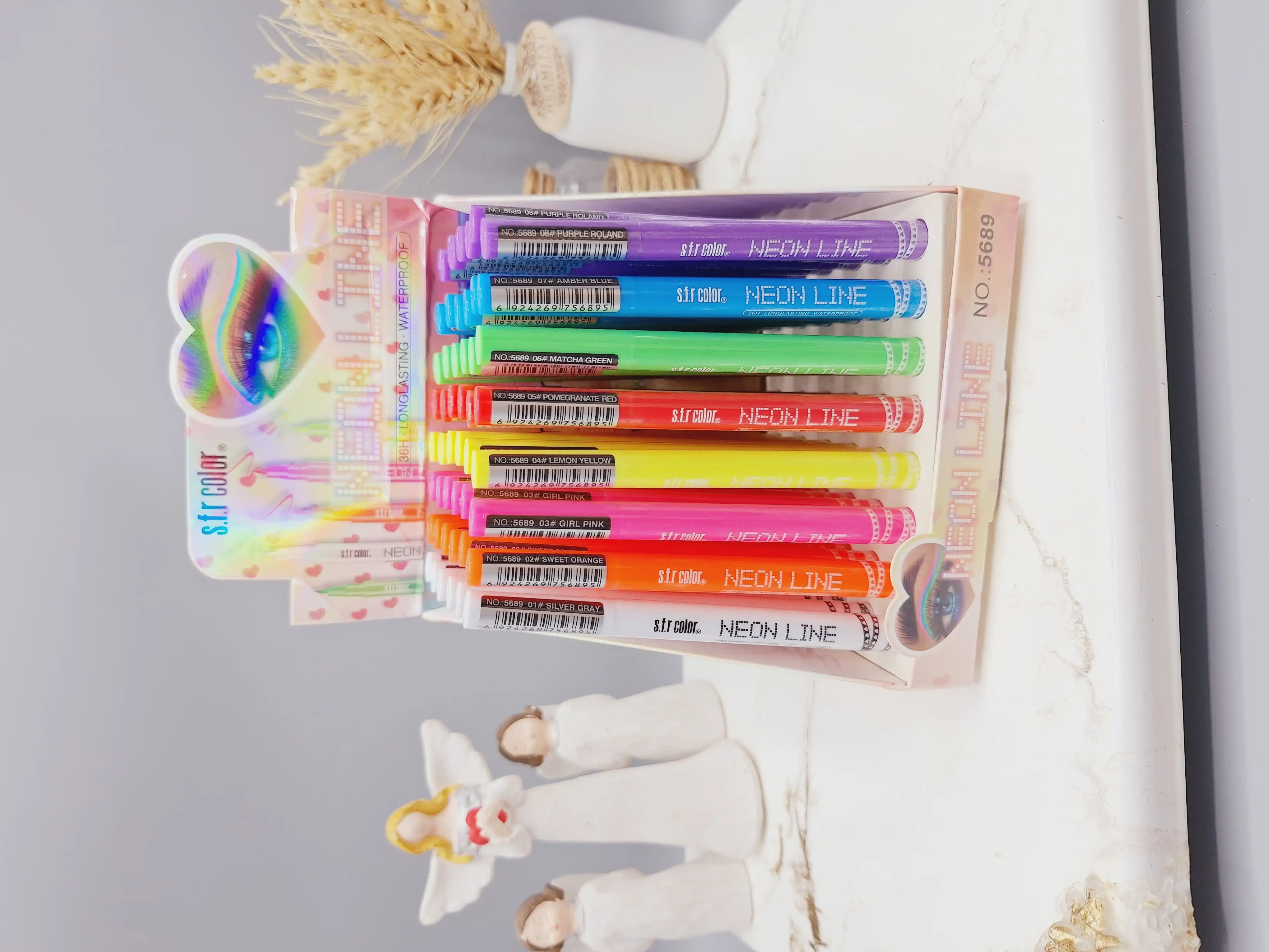 خط چشم ماژیکی کیفیت عالی و نعونی کد 5689