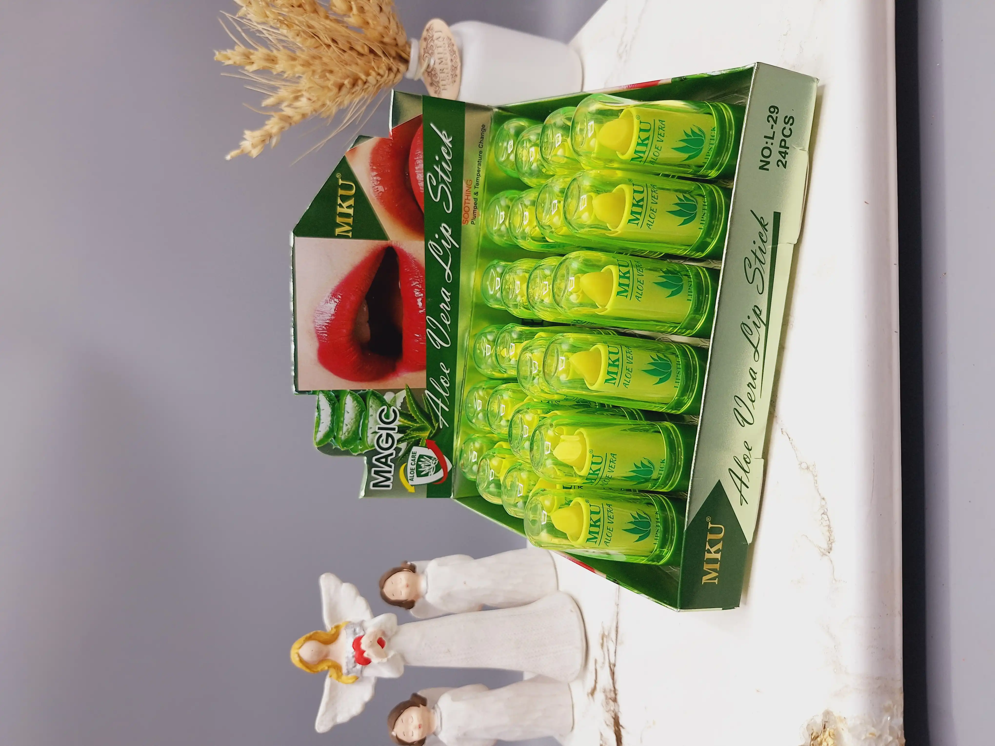 بالم لب مغذی آلوورا برند مجیک کد L29