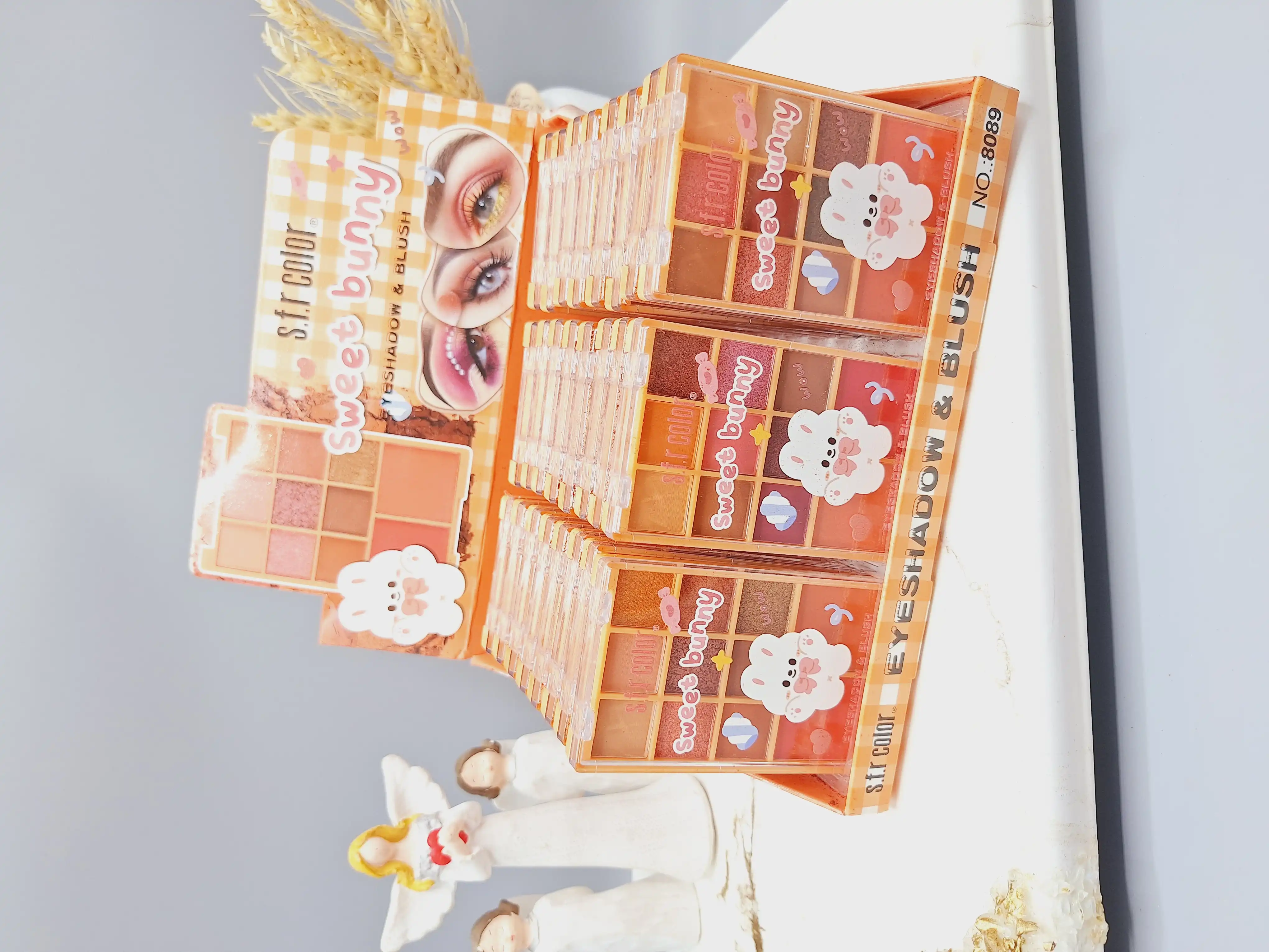 پالت سایه و رژ گونه 11 تایی طرح خرسی کد 8089