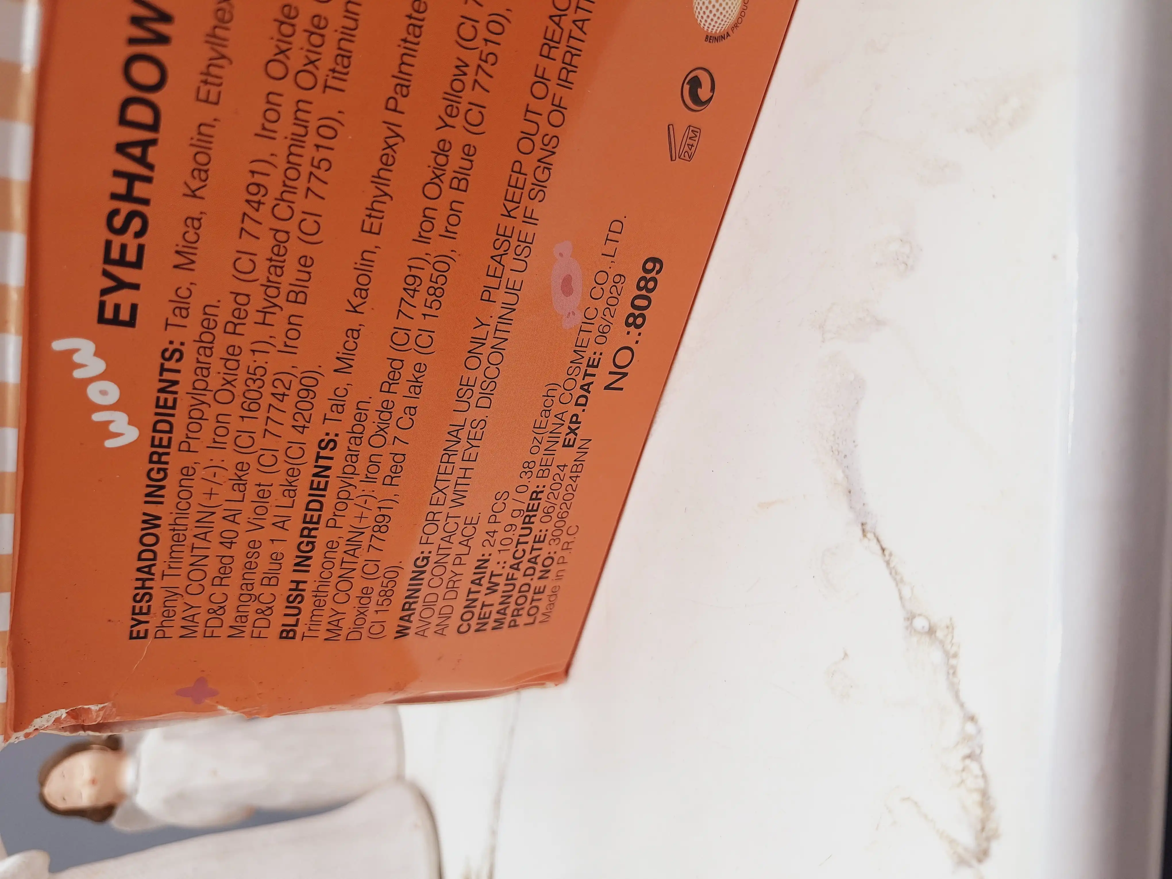 پالت سایه و رژ گونه 11 تایی طرح خرسی کد 8089