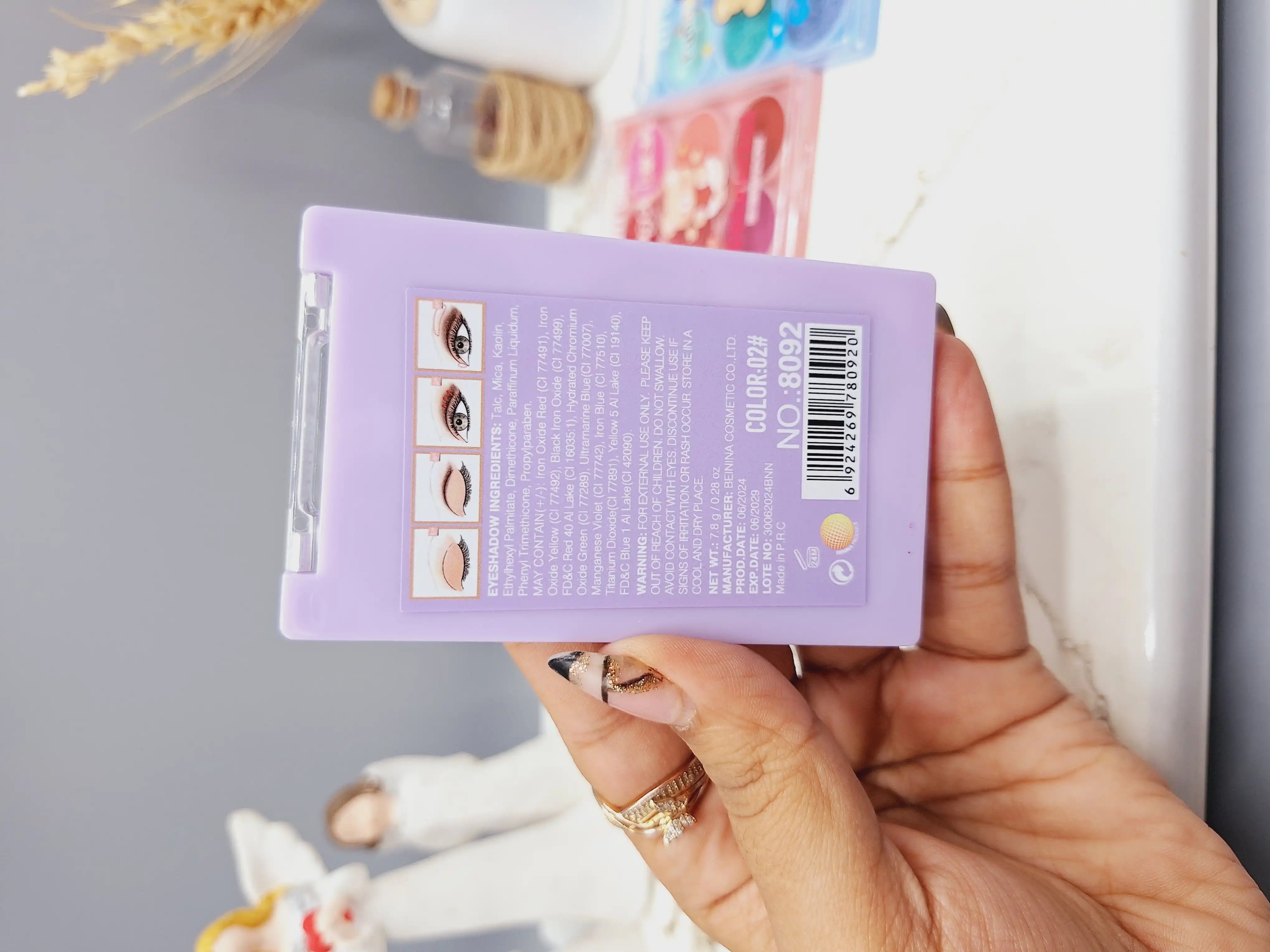 پالت سایه شش رنگ خرسی اس اف آر کالر کد 8092