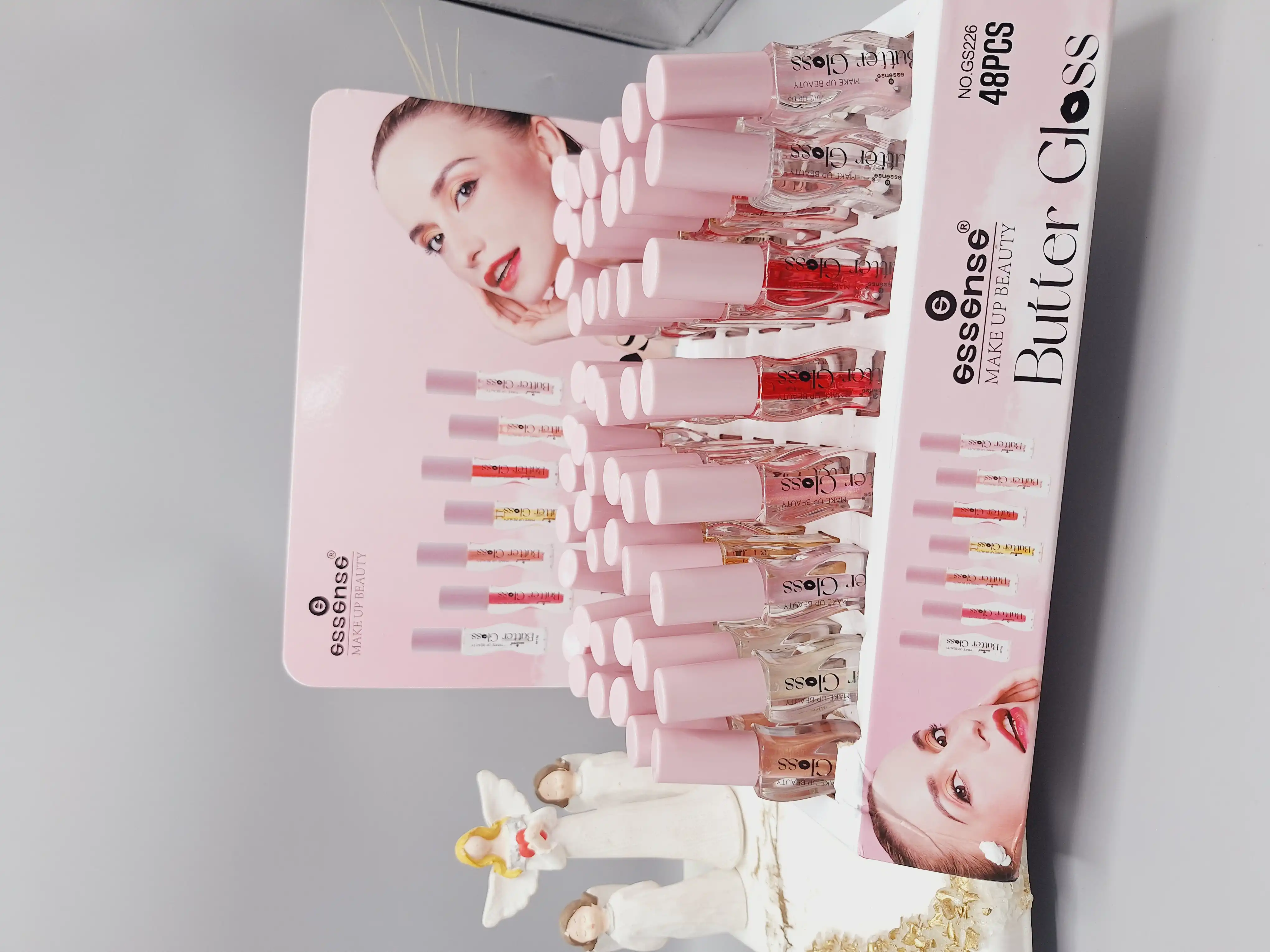 لیپ گلاس شاینی رنگی برند اسنس GS226