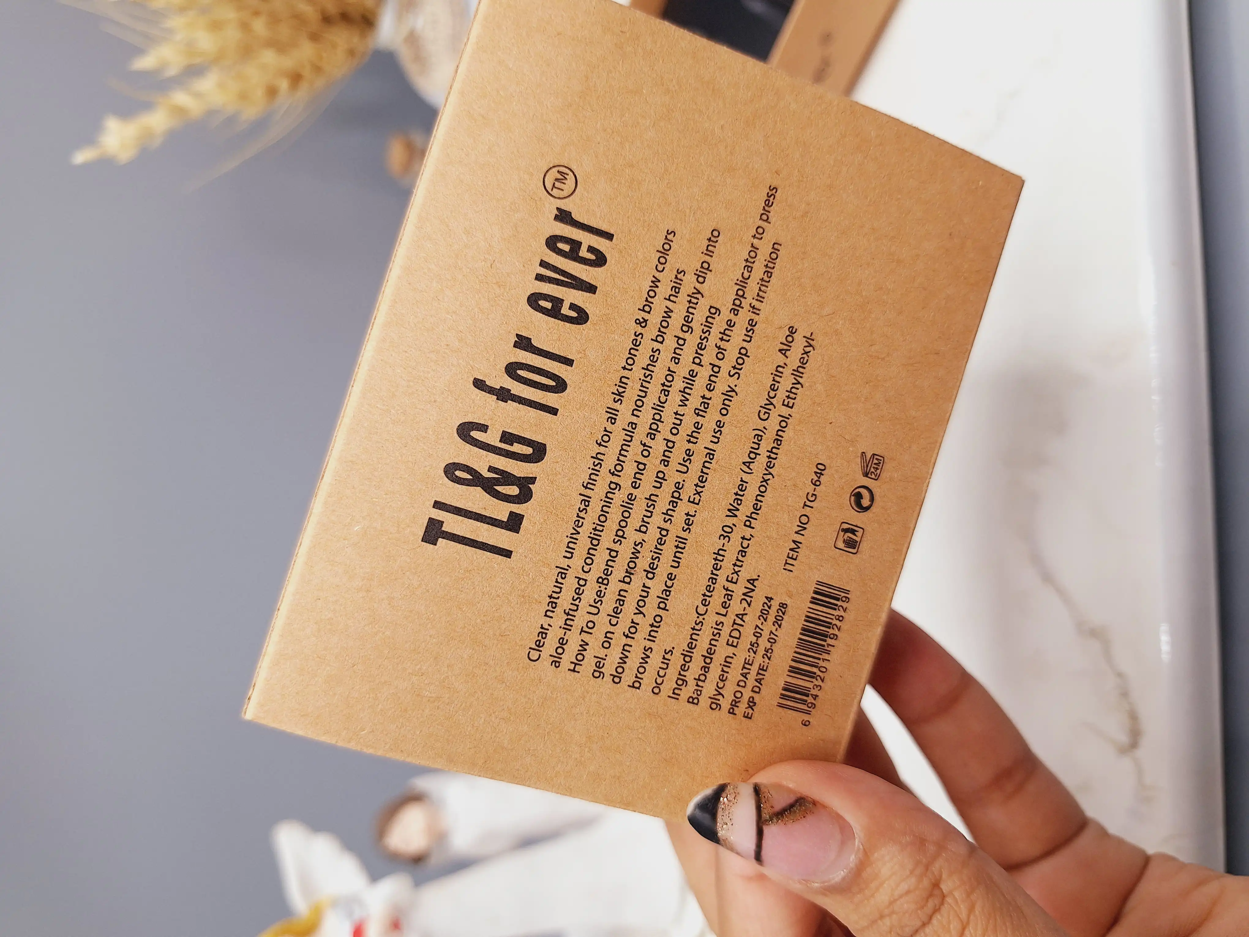 صابون حالت دهنده و ترمیم کننده ابرو برند for ever همراه با برس کد 2829