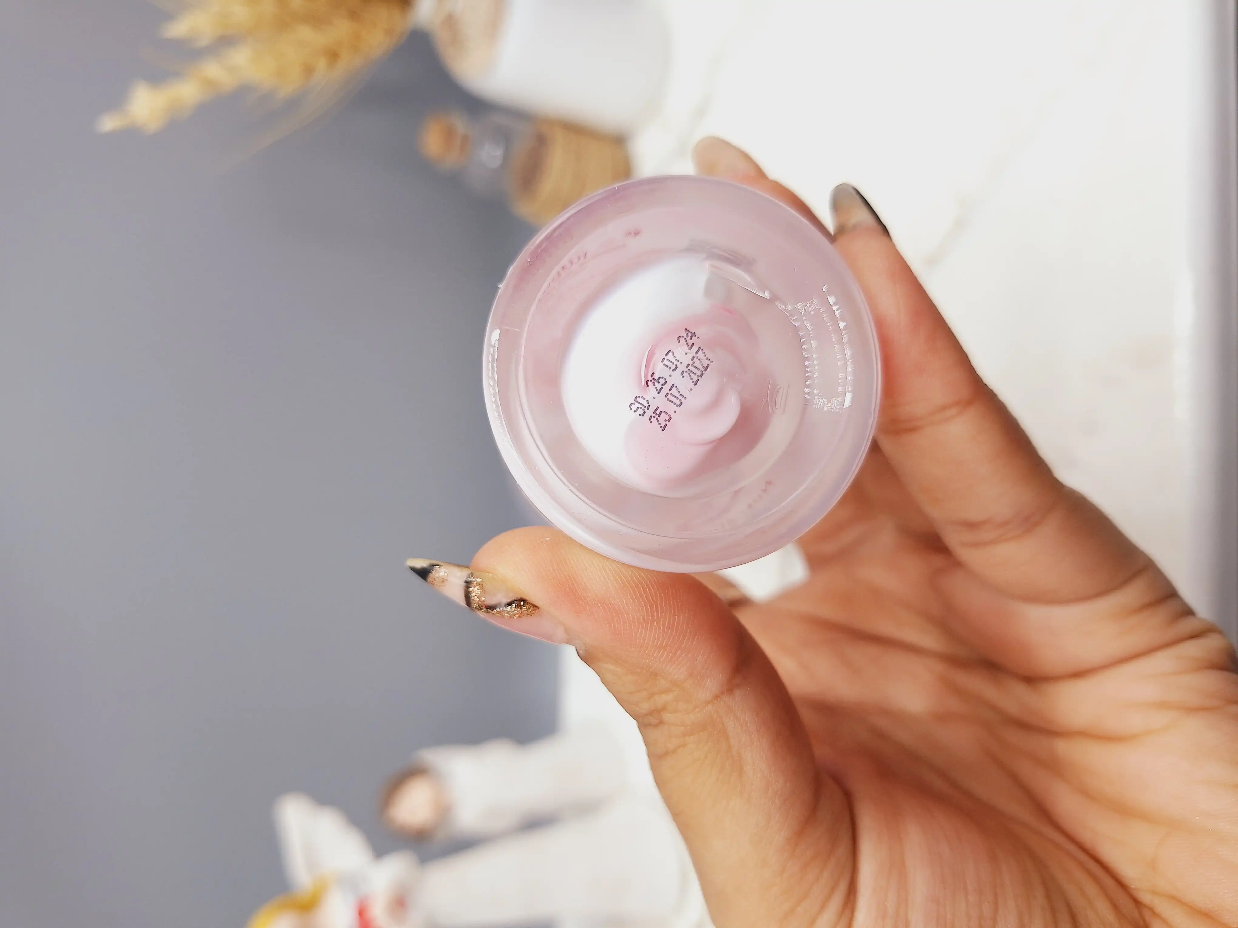 لوسیون زیبا مارشمالو صورتی برند سادور کد 5224