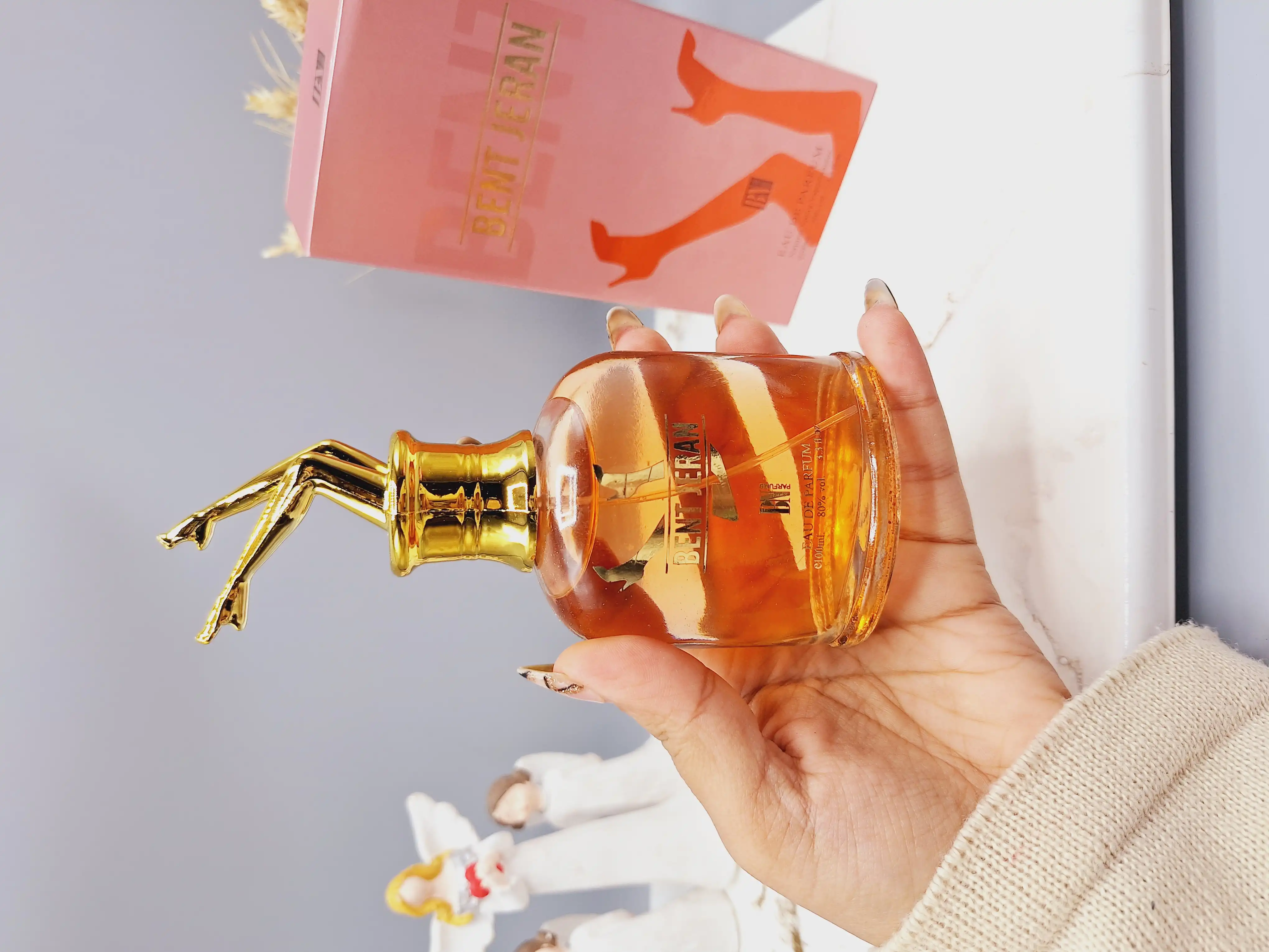 ادکلن زنانه طرح کفش BENT JERAN اماراتی کد 005