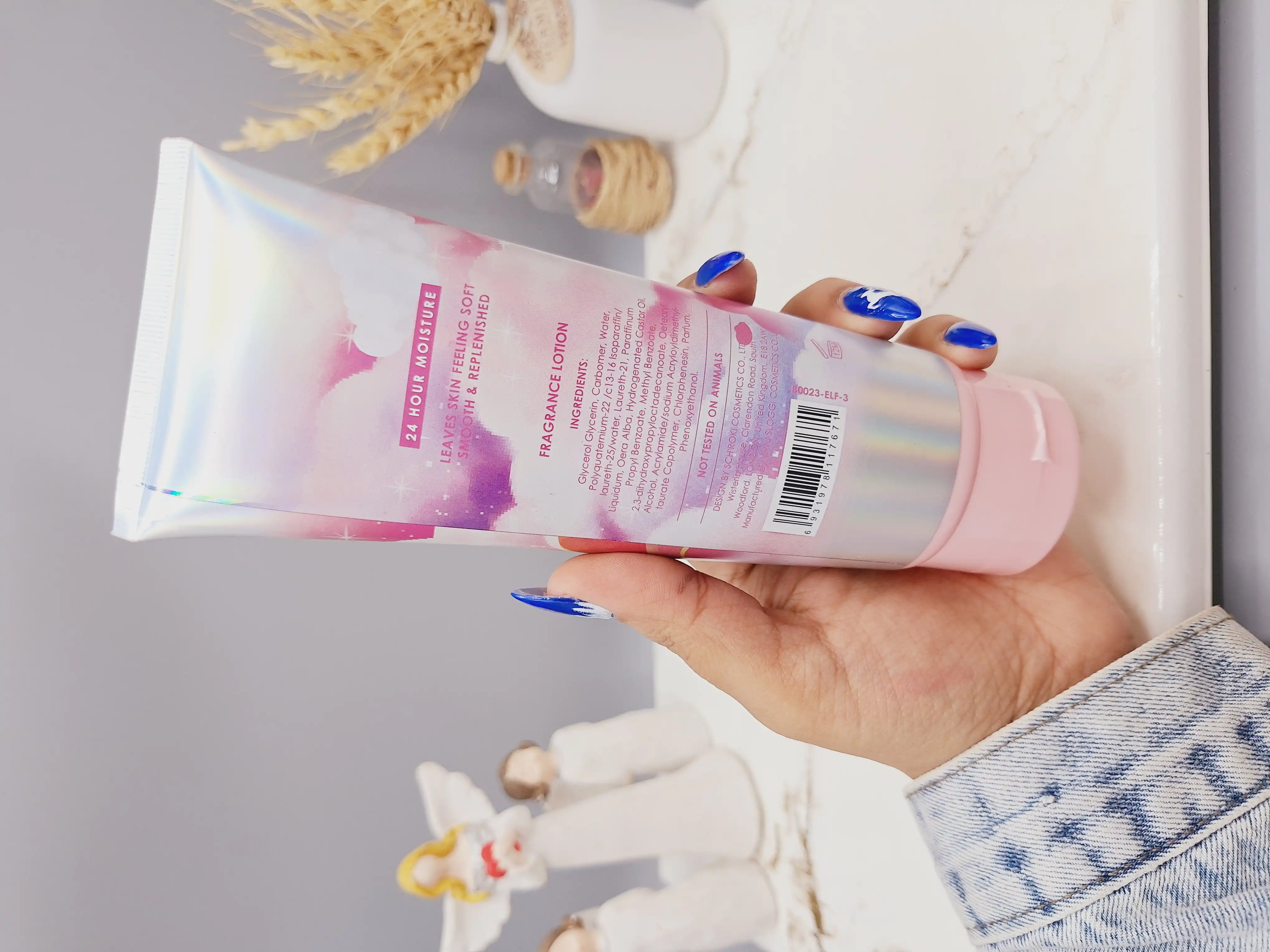 لوسیون عطری فرشته فوق العاده خوشبو و آبرسان برند PINK IN SWEET حجم 236 گرم مدل Pure Romance کد 7671