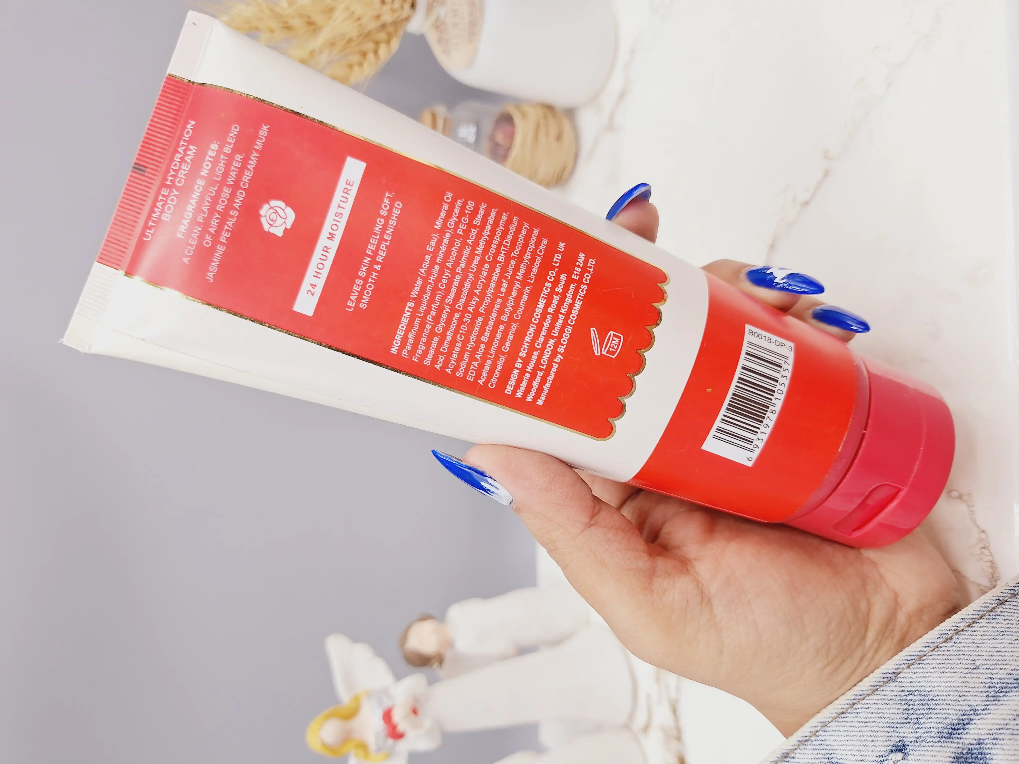 لوسیون عطری فوق العاده خوشبو و آبرسان برند PINK IN SWEET حجم 236 گرم مدل ROSE BLACK TEA کد 5357