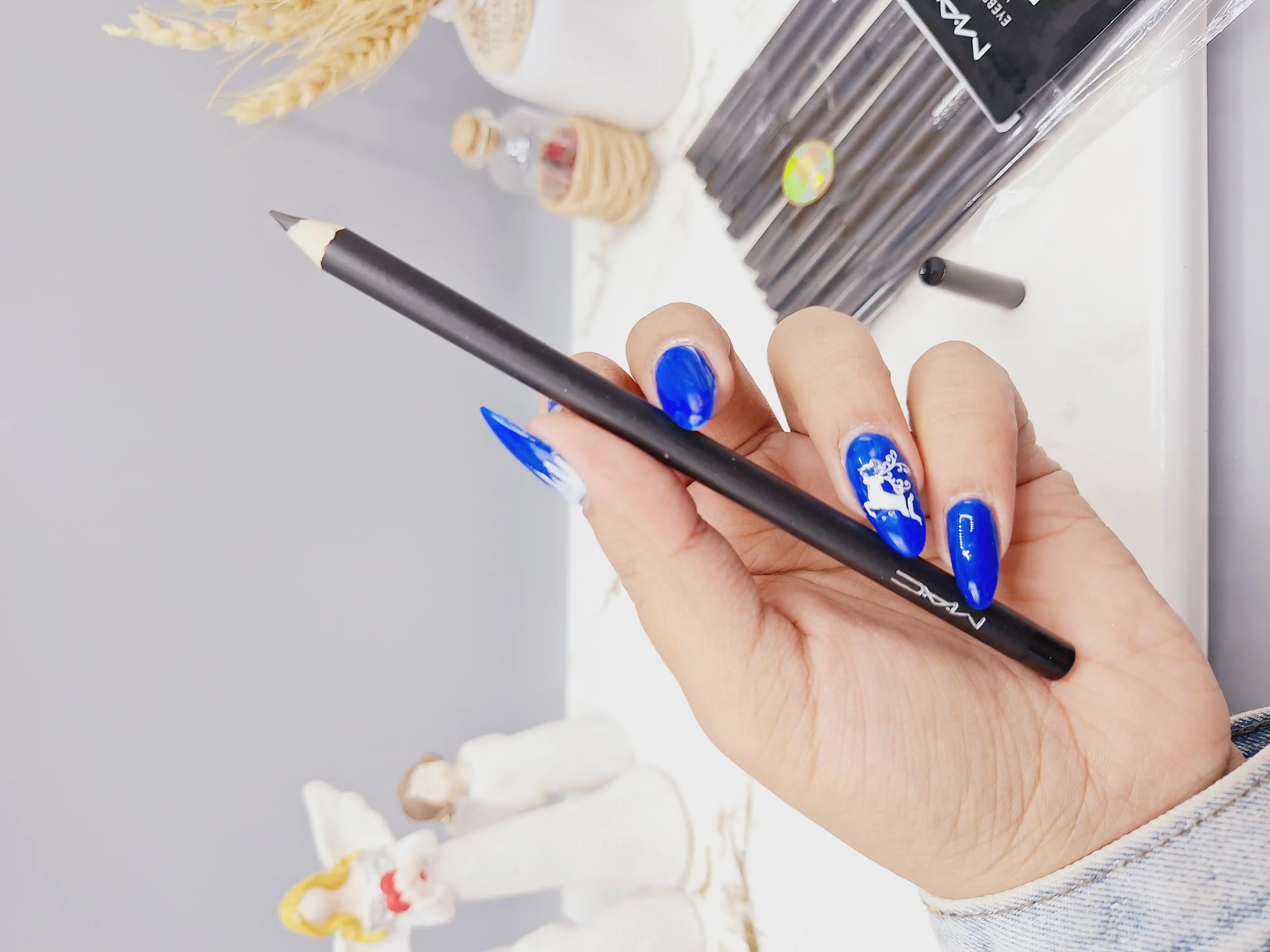 مداد چشم مشکی برند مک