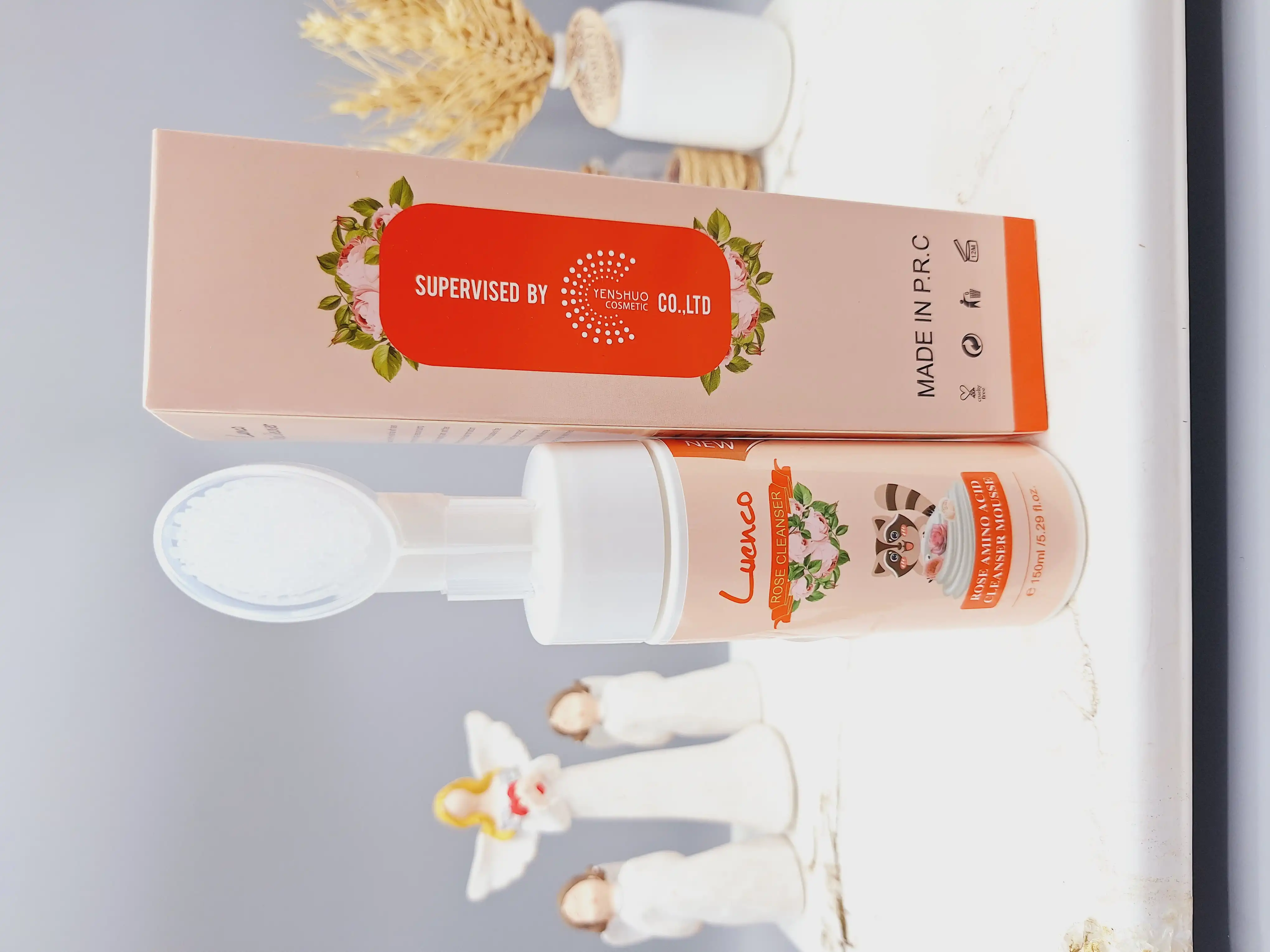 فوم شستشو براش دار مدل گل برند Luenco کد YS2307-9