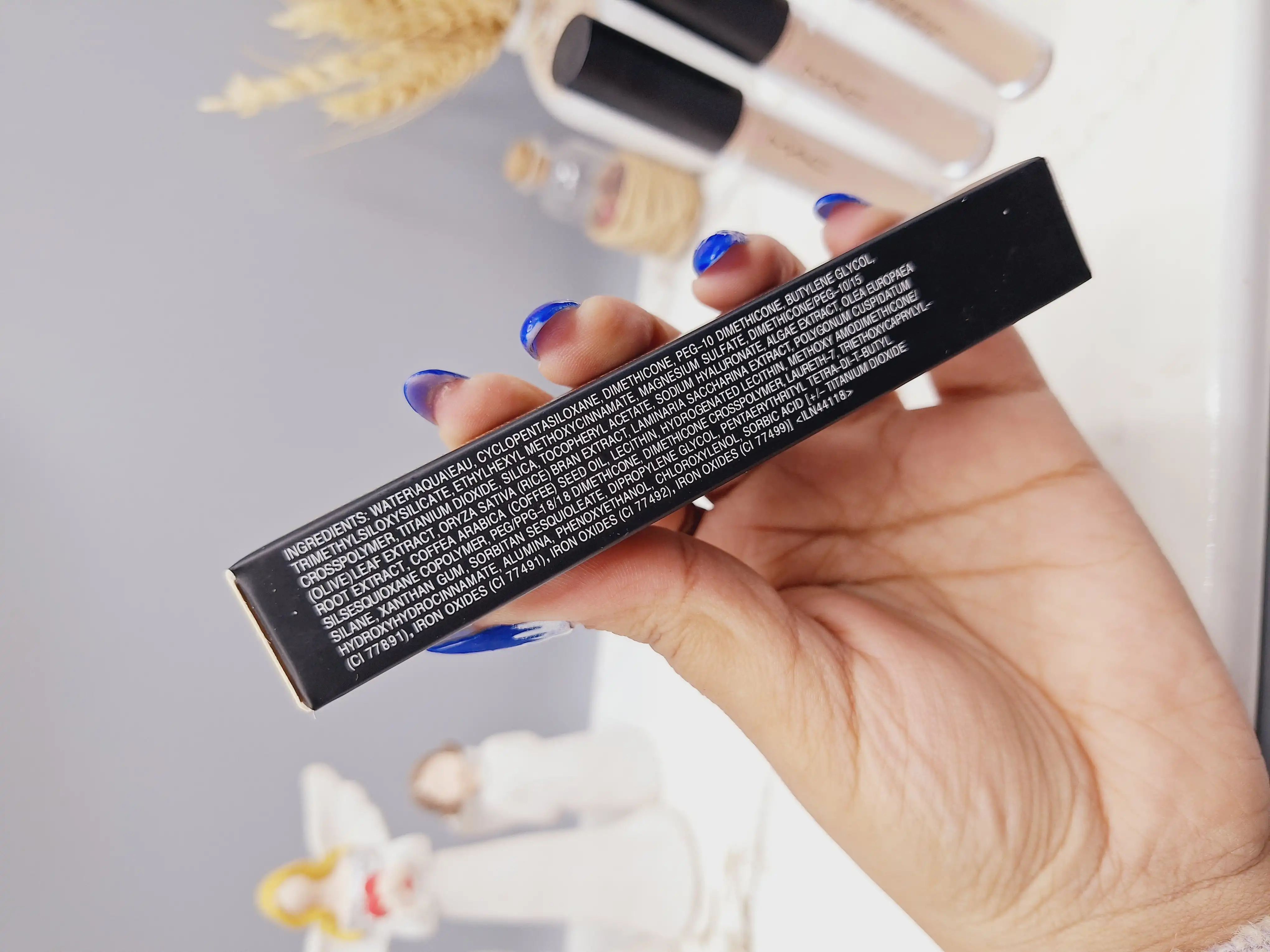 کانسیلر قلمی مدل NC برند مک کد A88