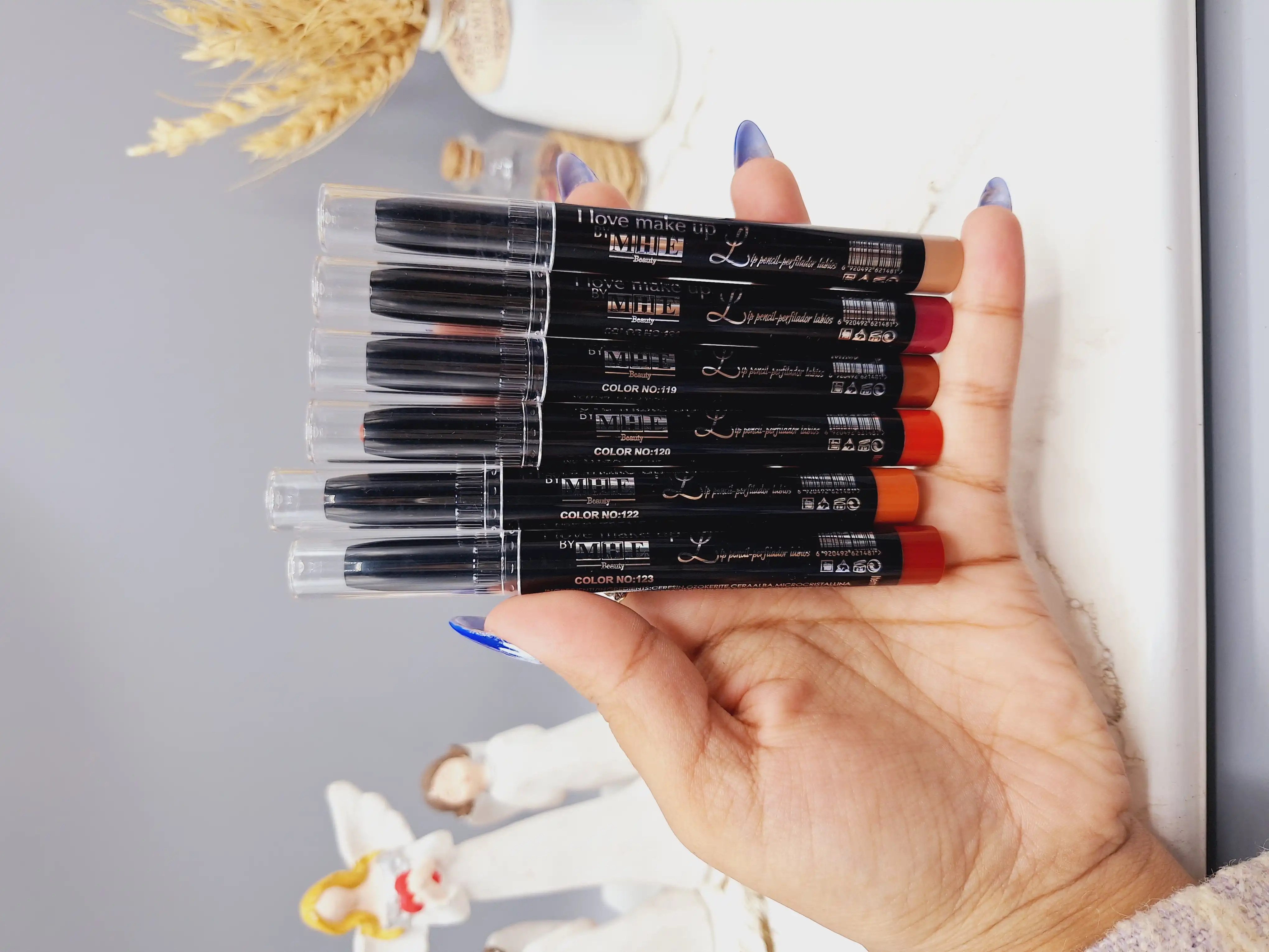 پک 6 تایی رژ لب مدادی پیچی M.H.E