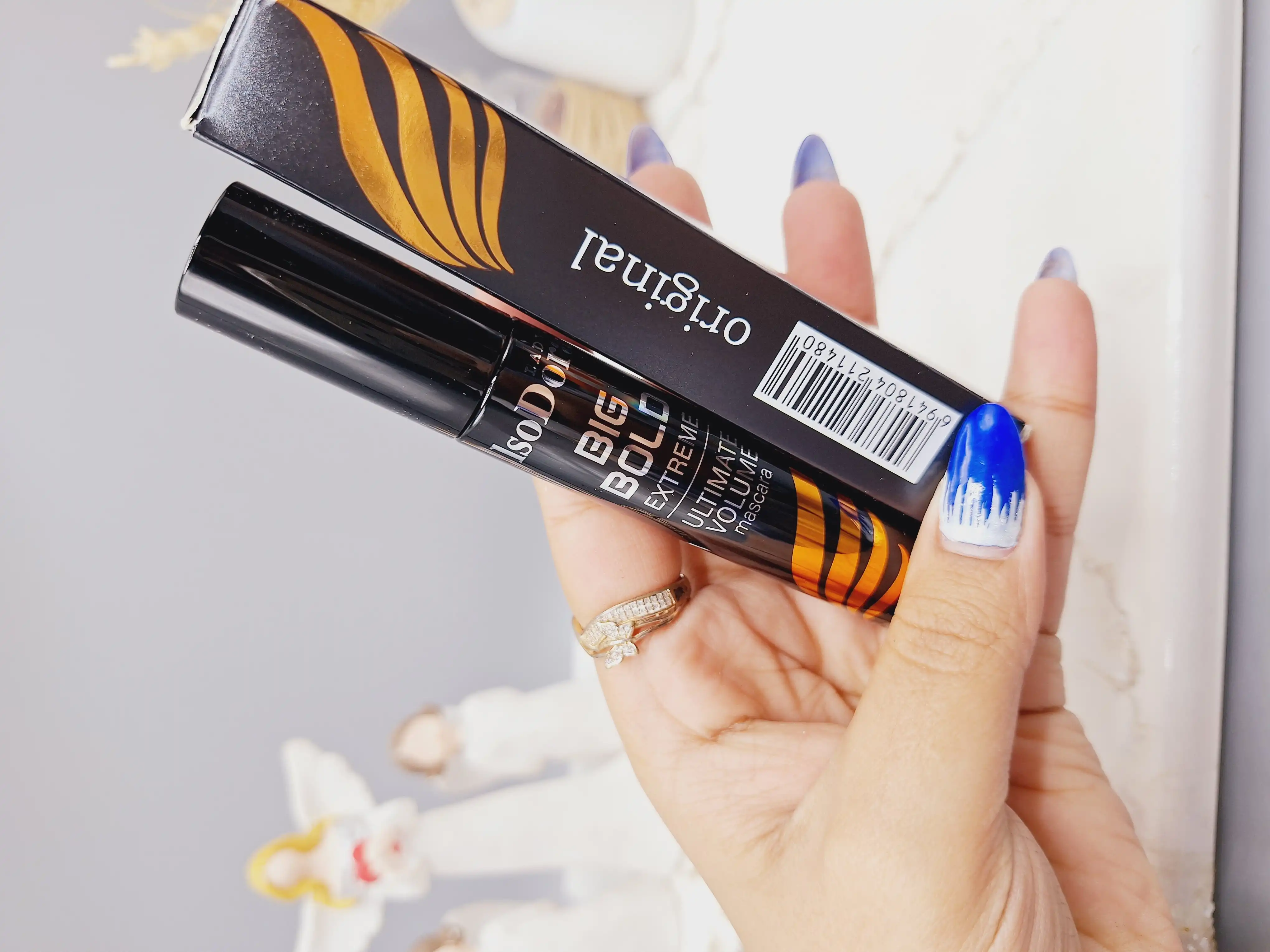 ریمل حجم دهنده و پر پشت کننده ایزادورا اورجینال کد 1480