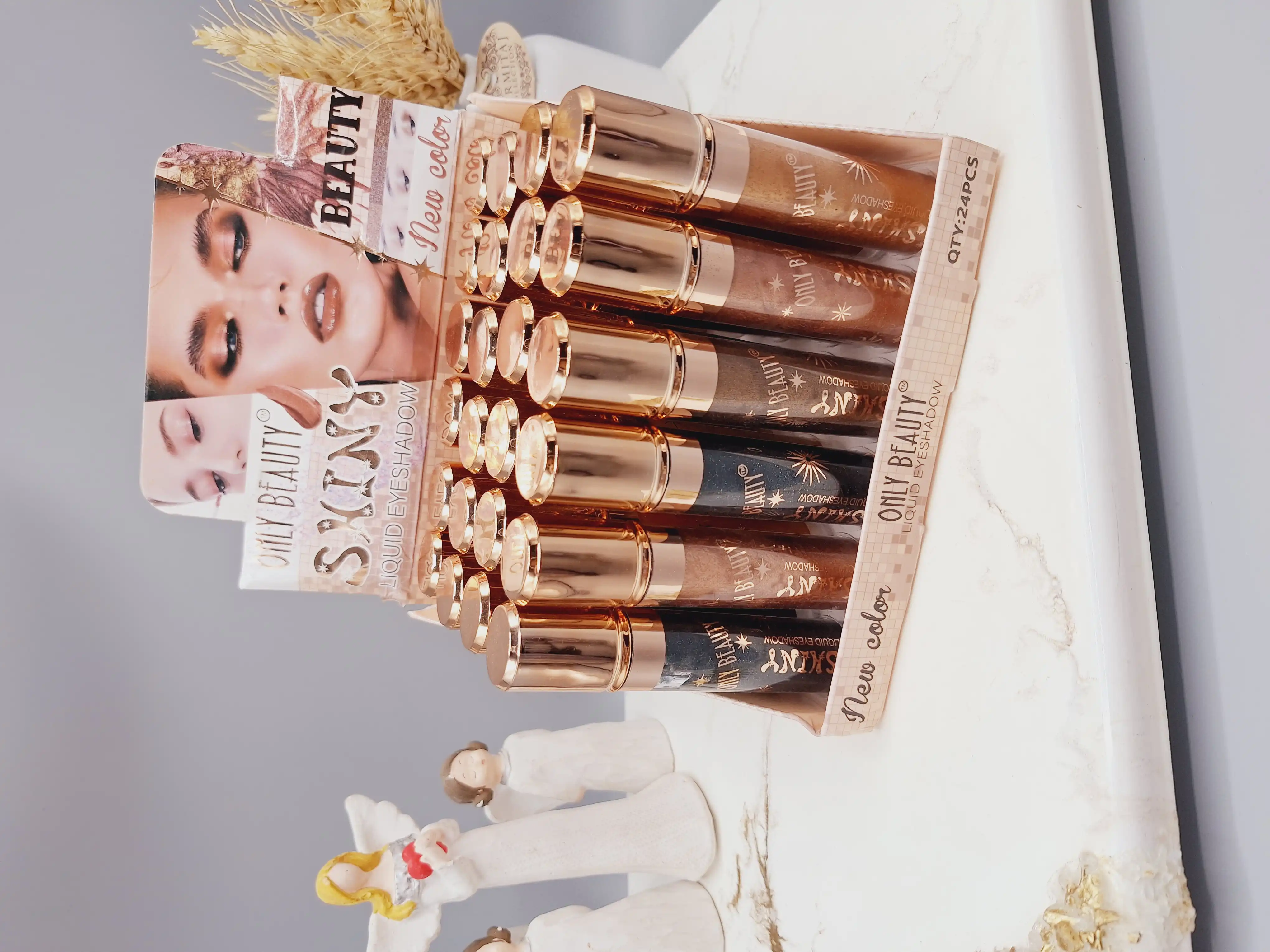 سایه گلیتری مایع طرح انلی بیوتی کد SL – 7720