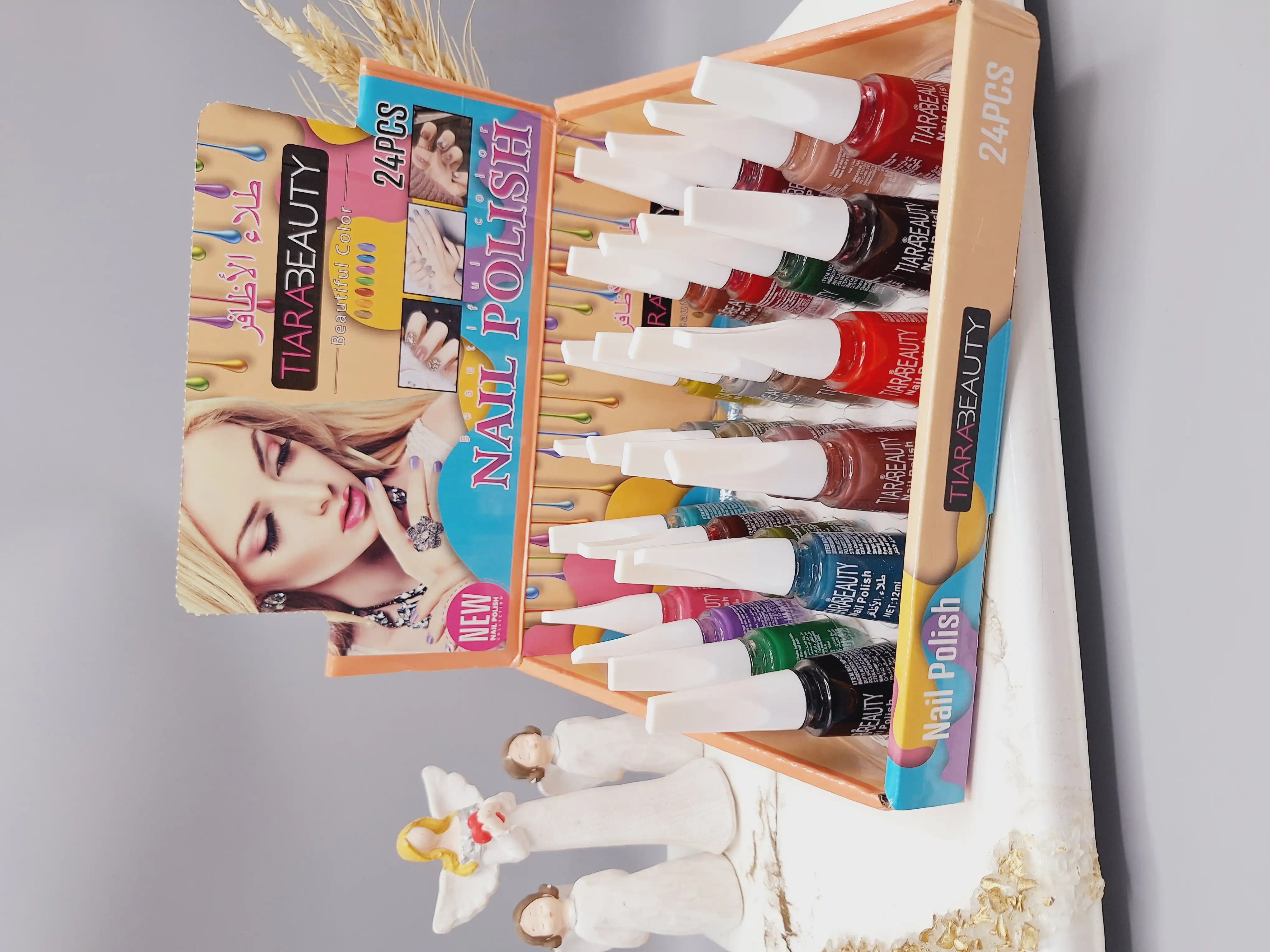 لاک ناخن زیبا و خوش رنگ برند ‏TIARABEAUTY‏ کد 2039