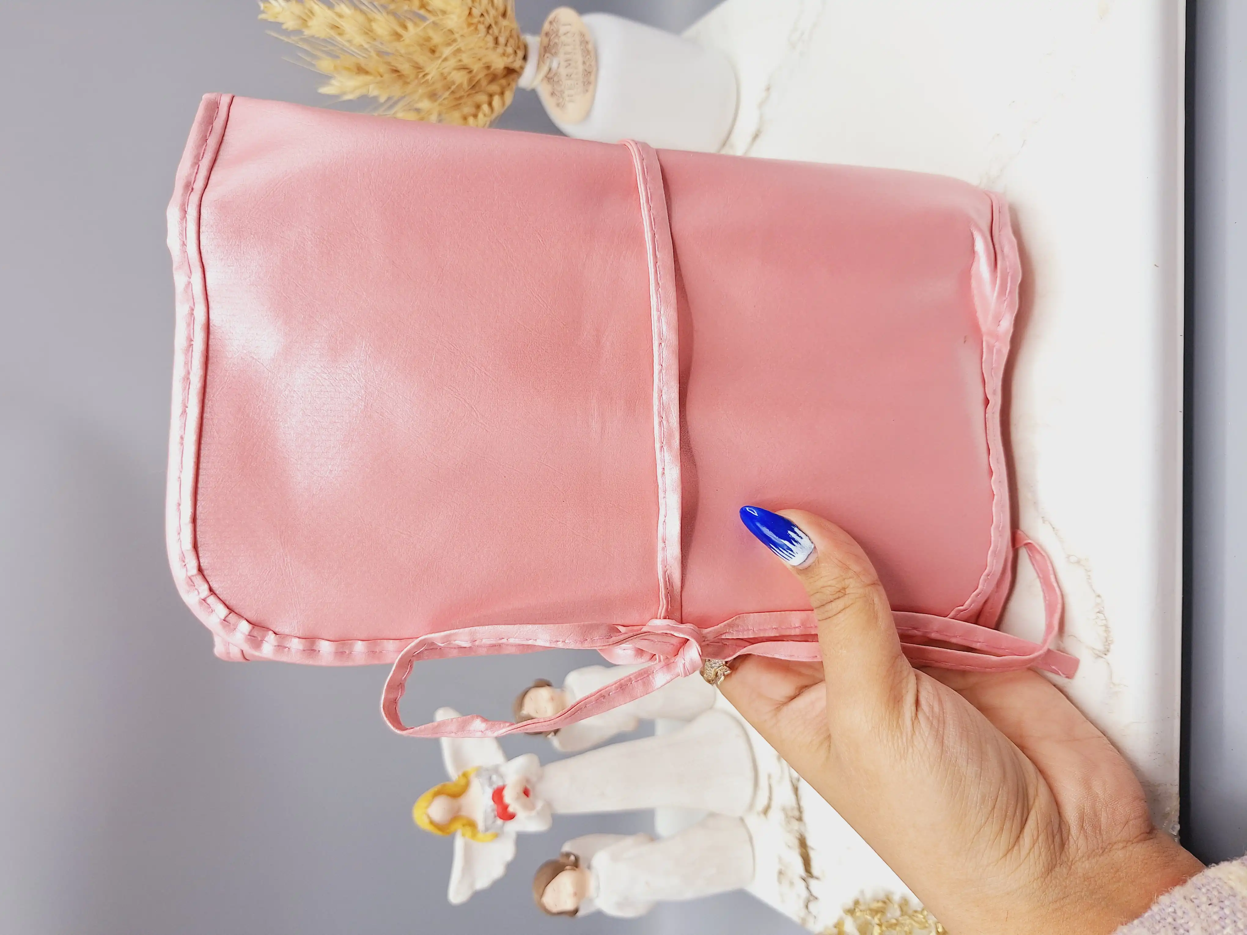 کیف براش حرفه ای 32 تیکه مخصوص میکاپ همراه با کیف چرمی