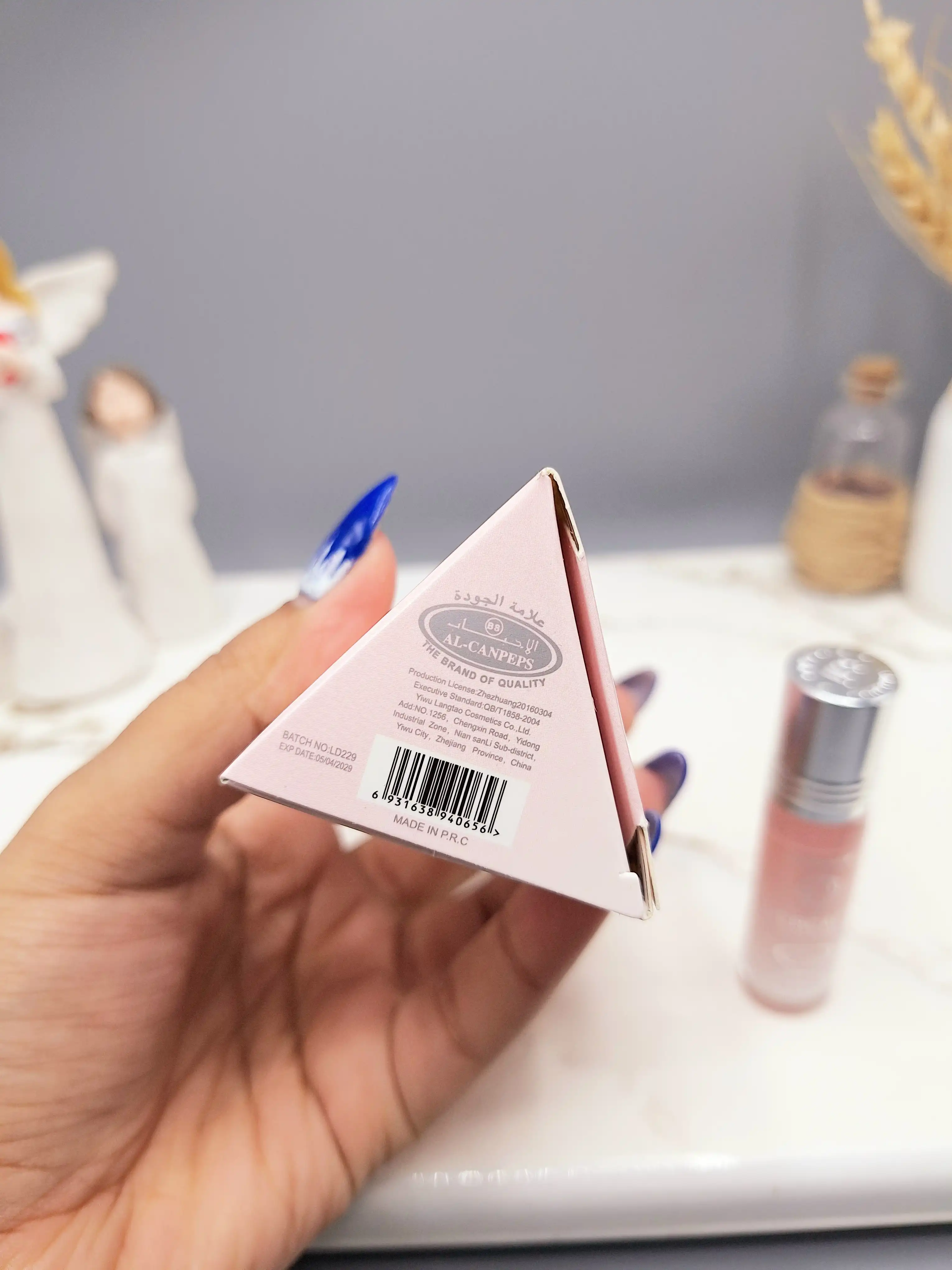 عطر 6 میل بدون الکل مدل VERCAGE  زنانه کد 684