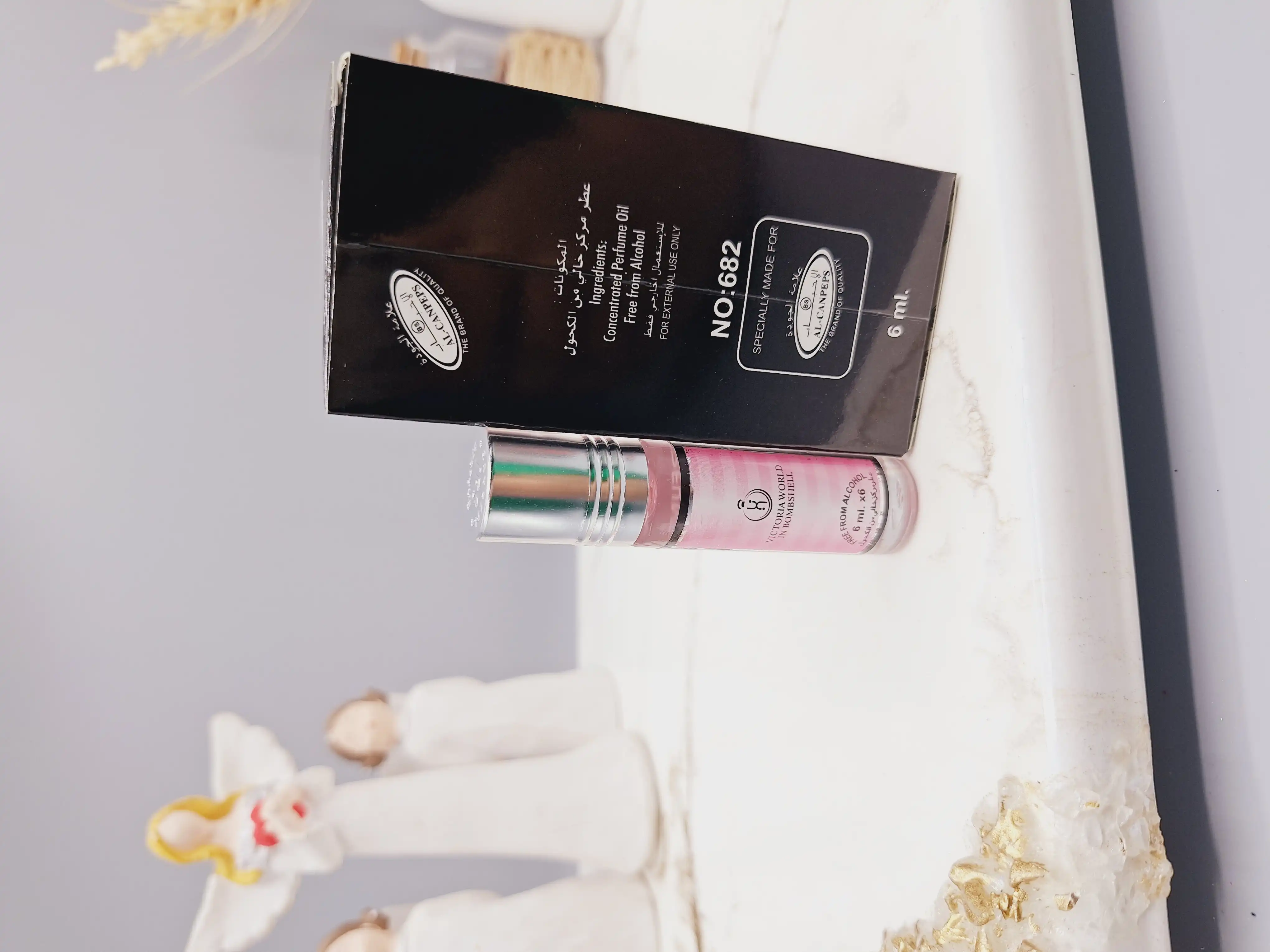 عطر 6 میل بدون الکل مدل VICTORIA WORLD IN BOMBSHELL زنانه کد 682