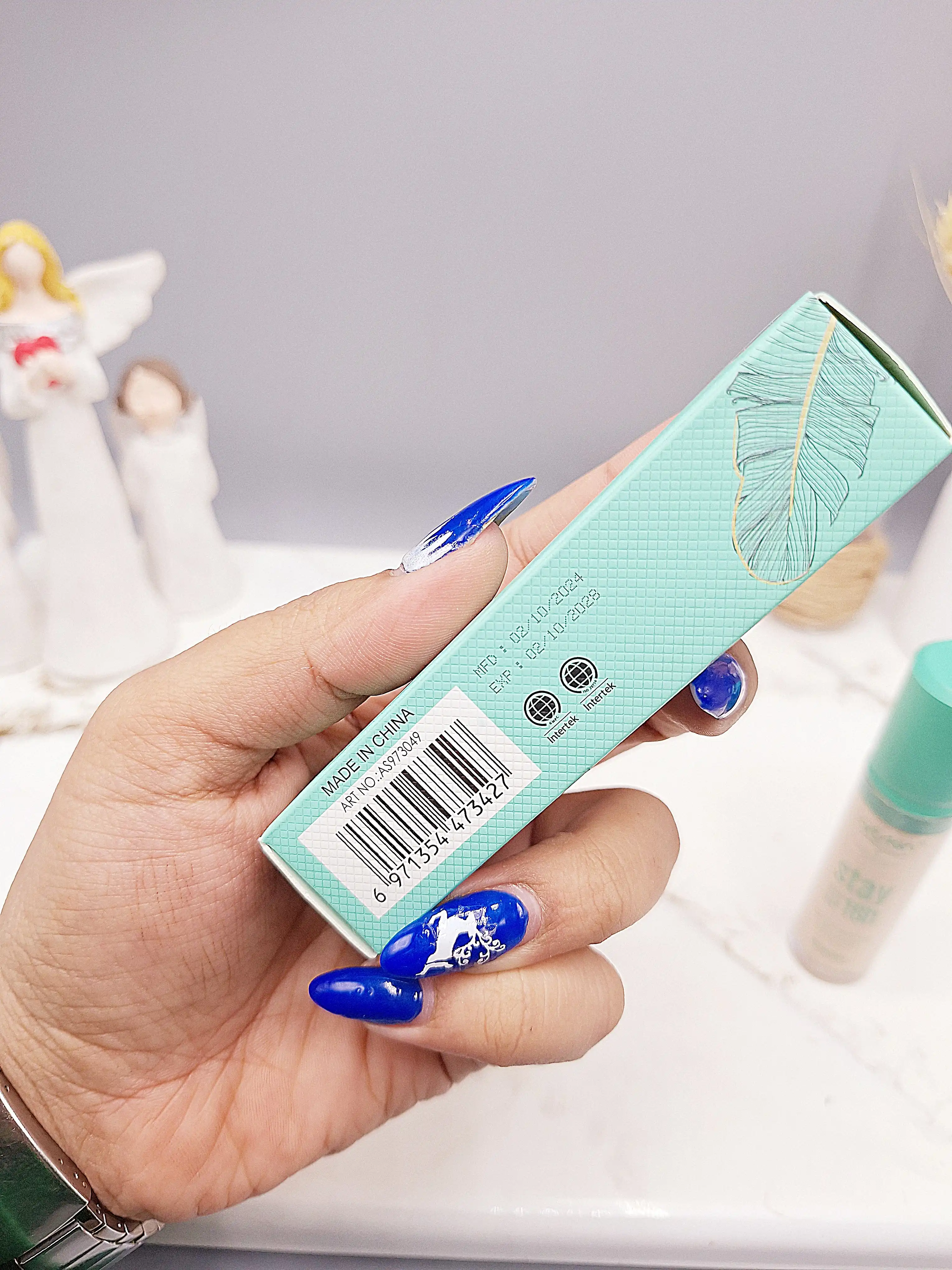 کانسیلر گیاهی برند آرت اسکین با کاور بالا کد 3427