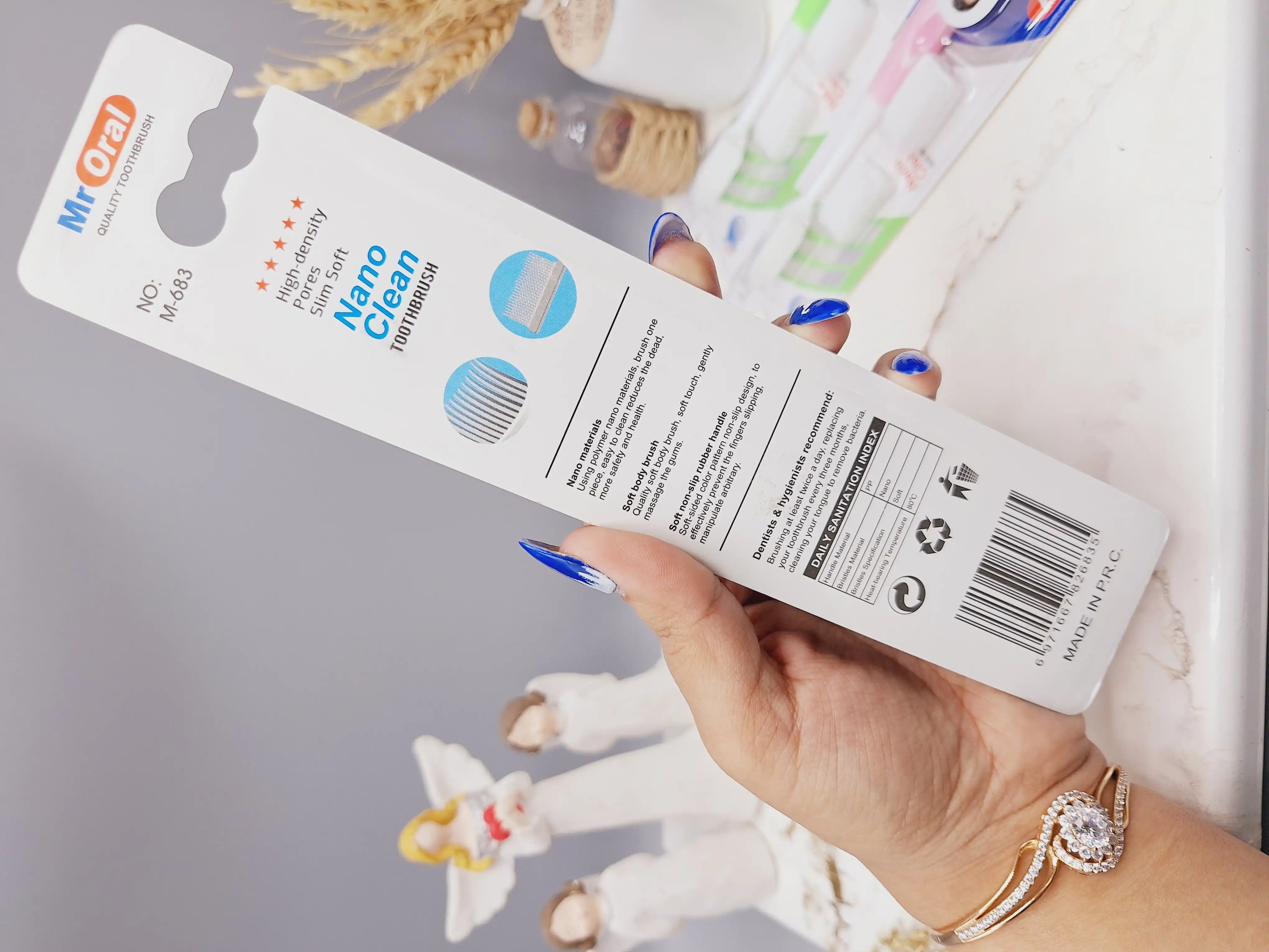 مسواک نانو مسدر اورال مدل M-683 با برس متوسط بدون نیاز به استفاده خمیر دندان دو عدد سری یدک